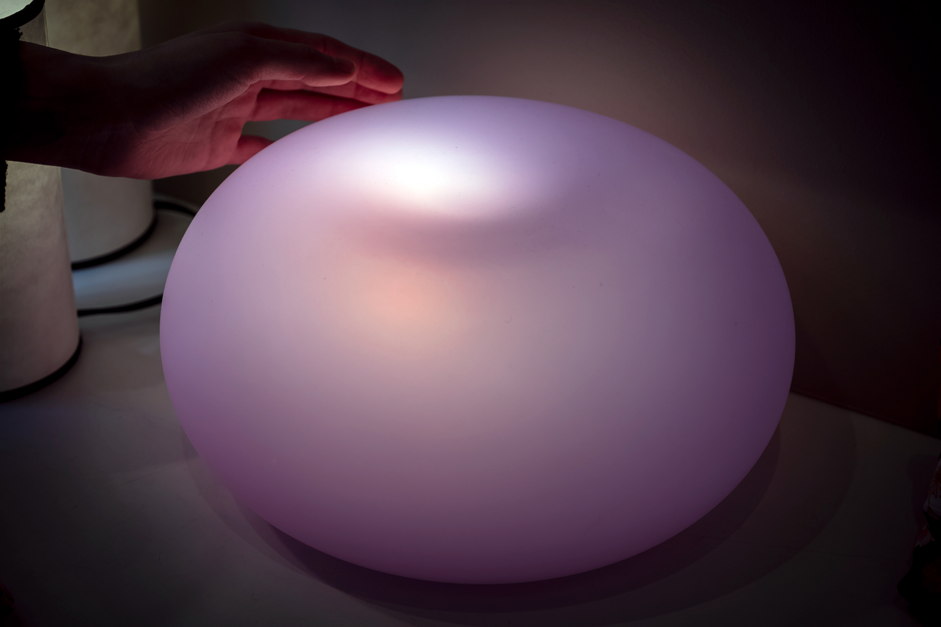 Lampe Coton M en verre - 420 €
