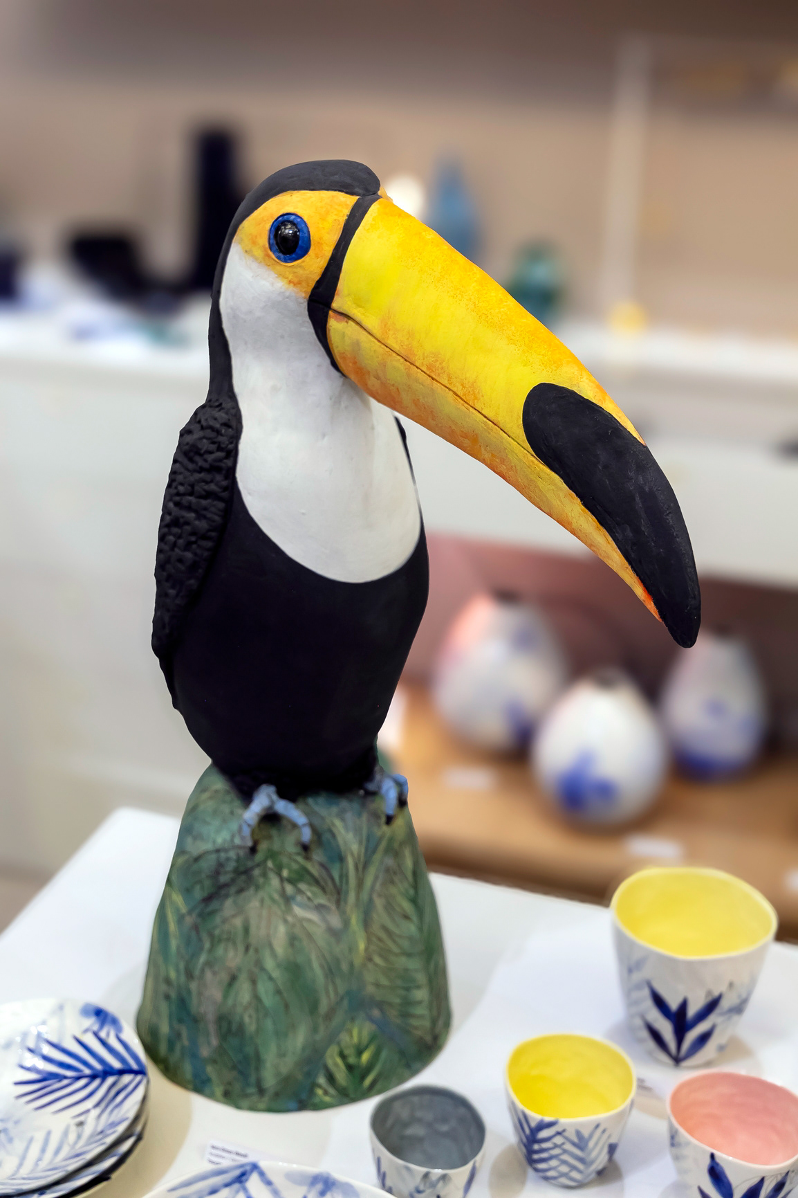 Toucan en grès - 2200€