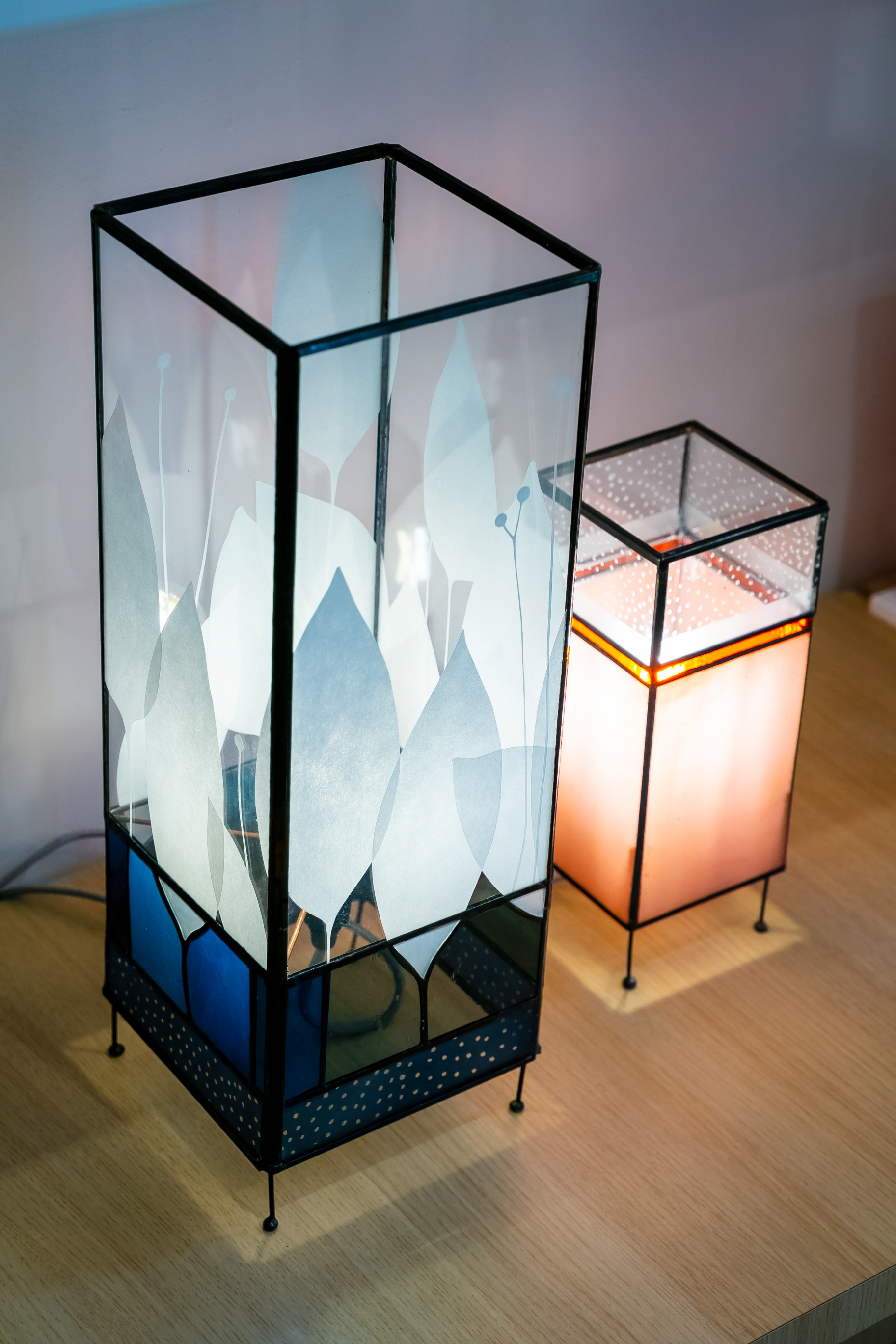 Lampe en verre GM 420 € - PM 210 €