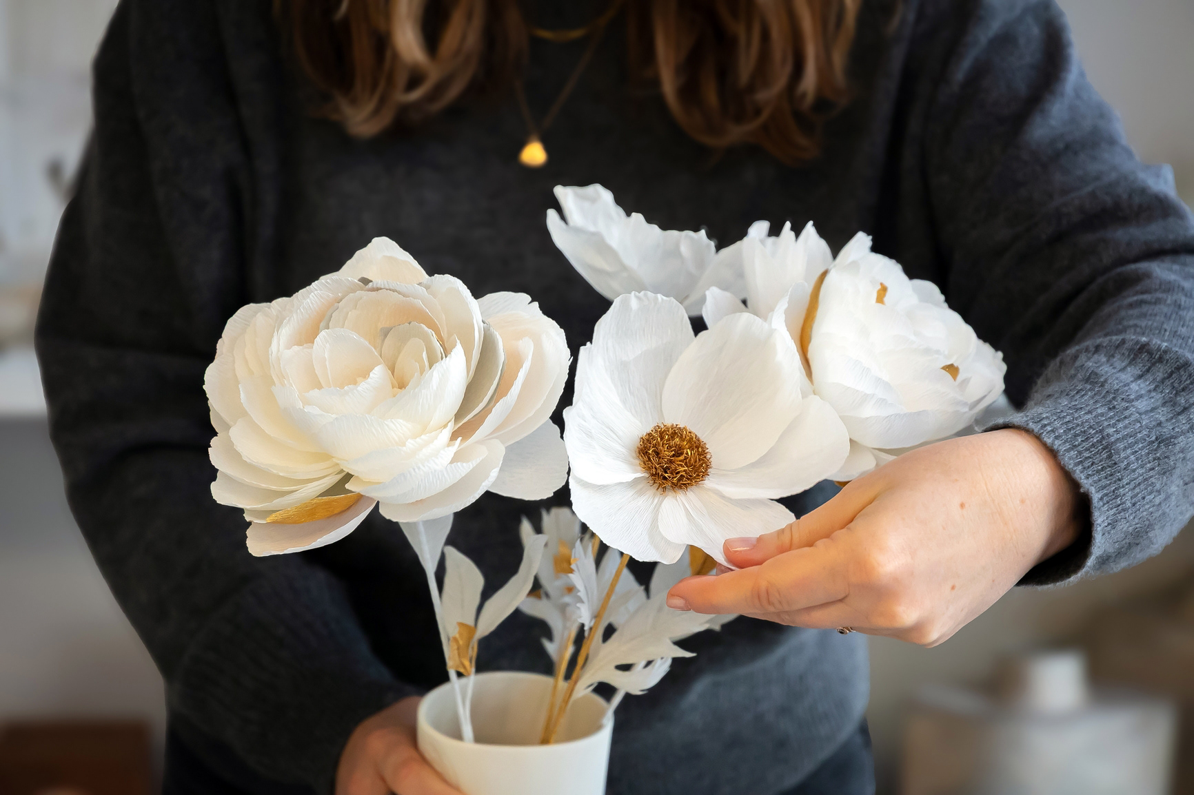 Fleurs en papier sculpté - de 40€ à 90€ 