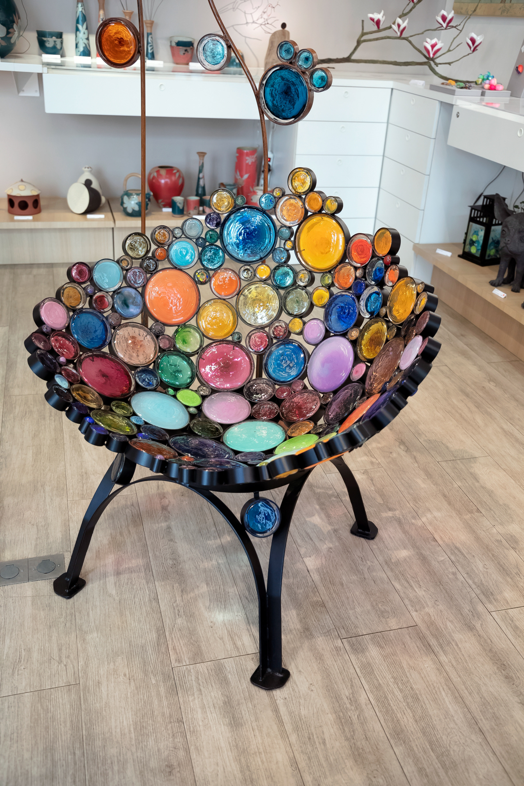 Fauteuil en verre et métal - 9600 €