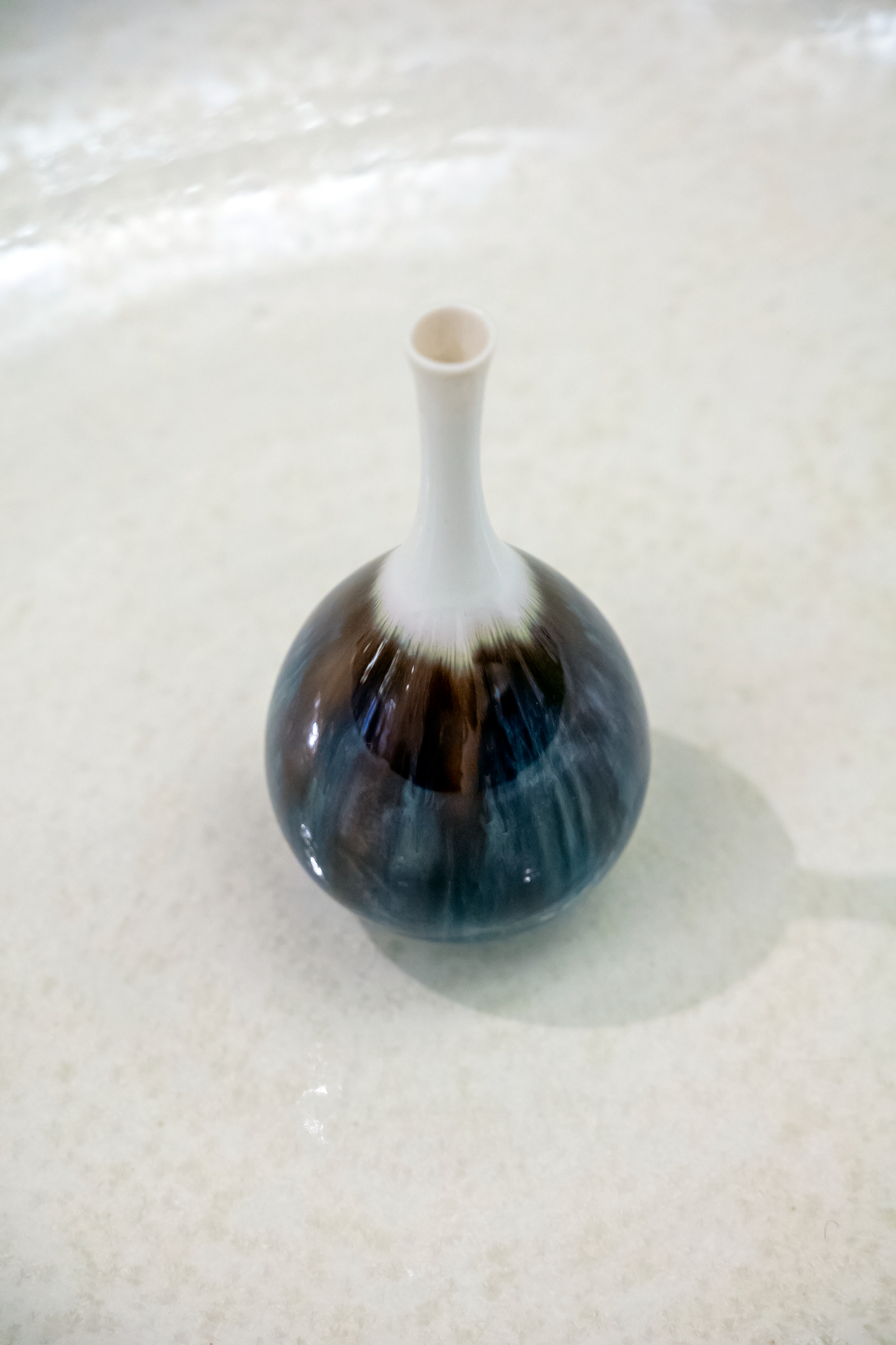 Soliflore en porcelaine - 42€