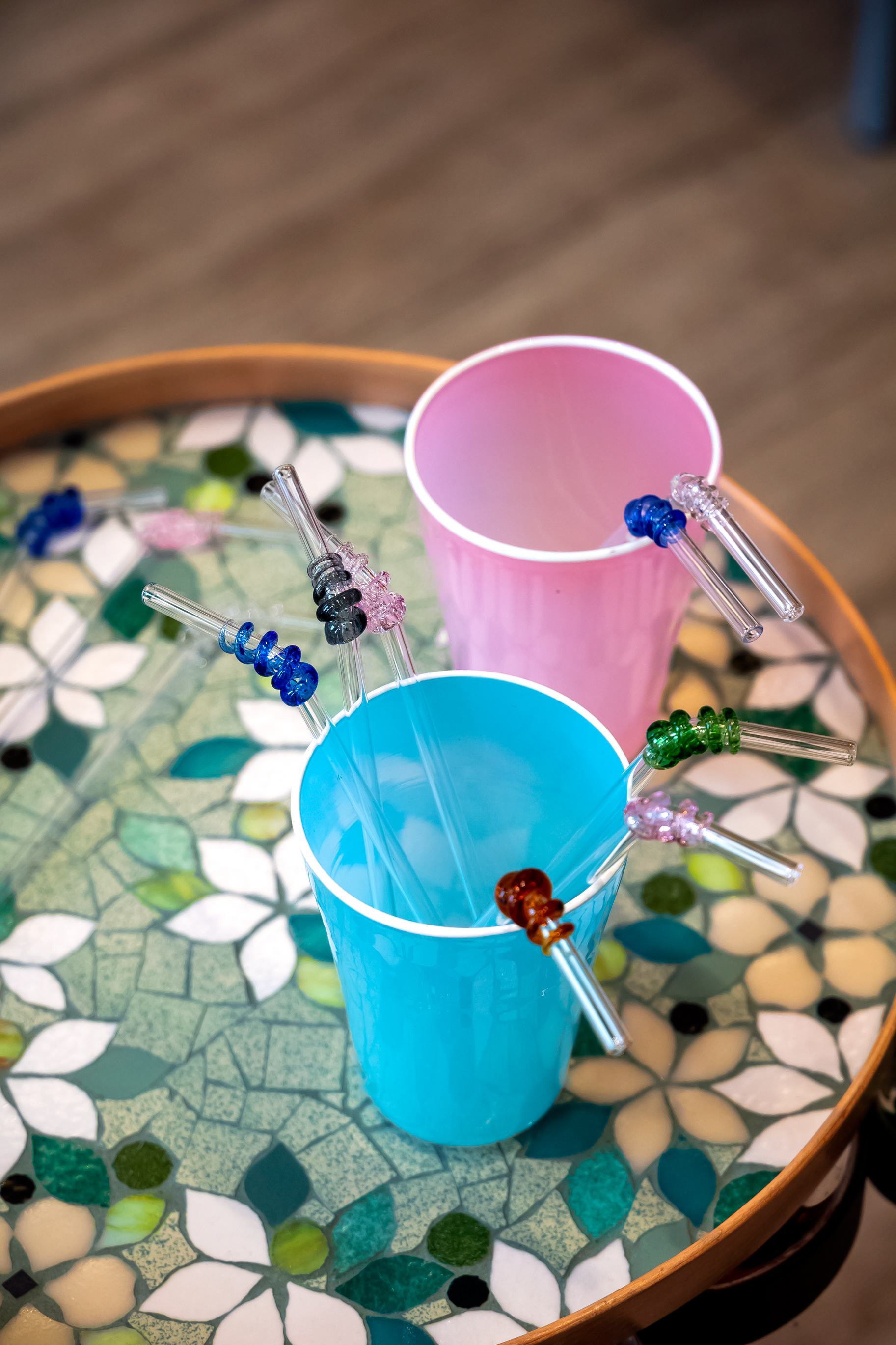 Verre Opaque 45€ - Paille 6 €