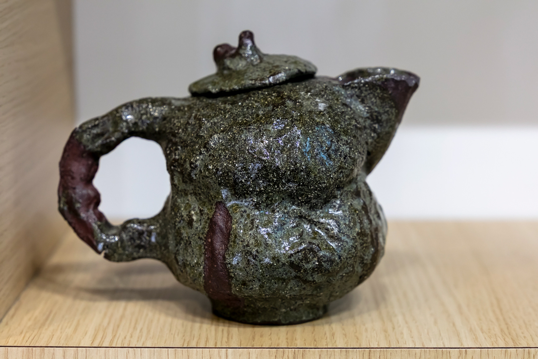 Théière en grès - 180€