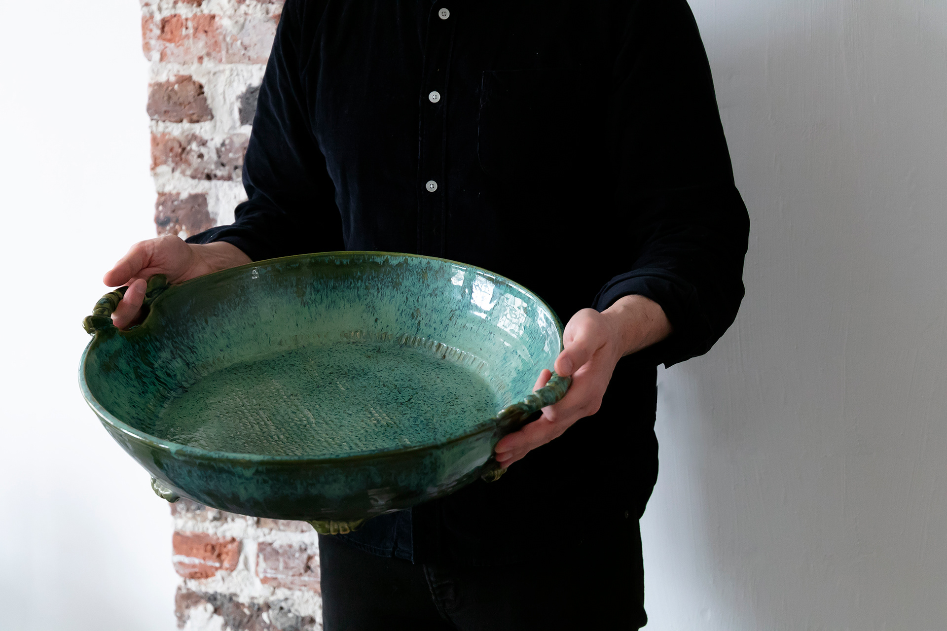Plat "rouleau japonais" en céramique - 450€