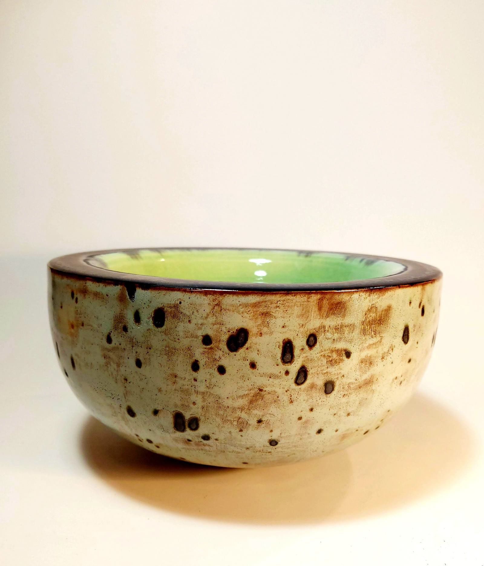 Coupe variation, en faïence - 240€