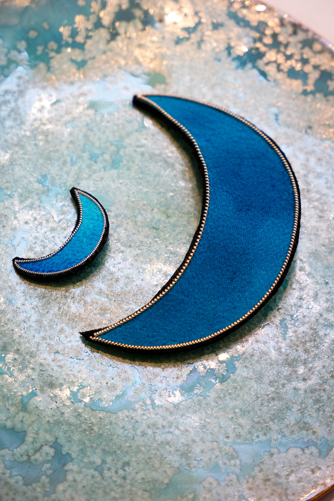 Broche lune - 19€ et 39€