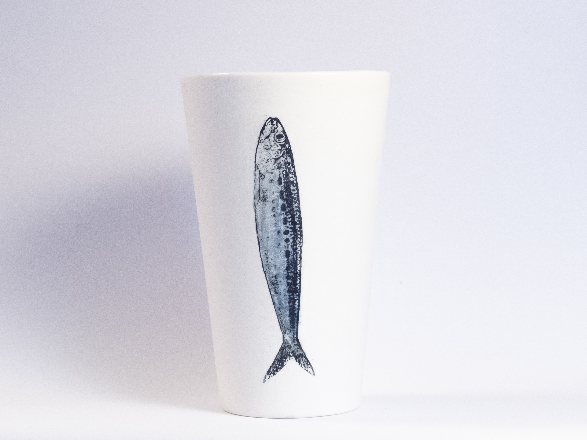 Tasse "aquarelle" en porcelaine - 35€