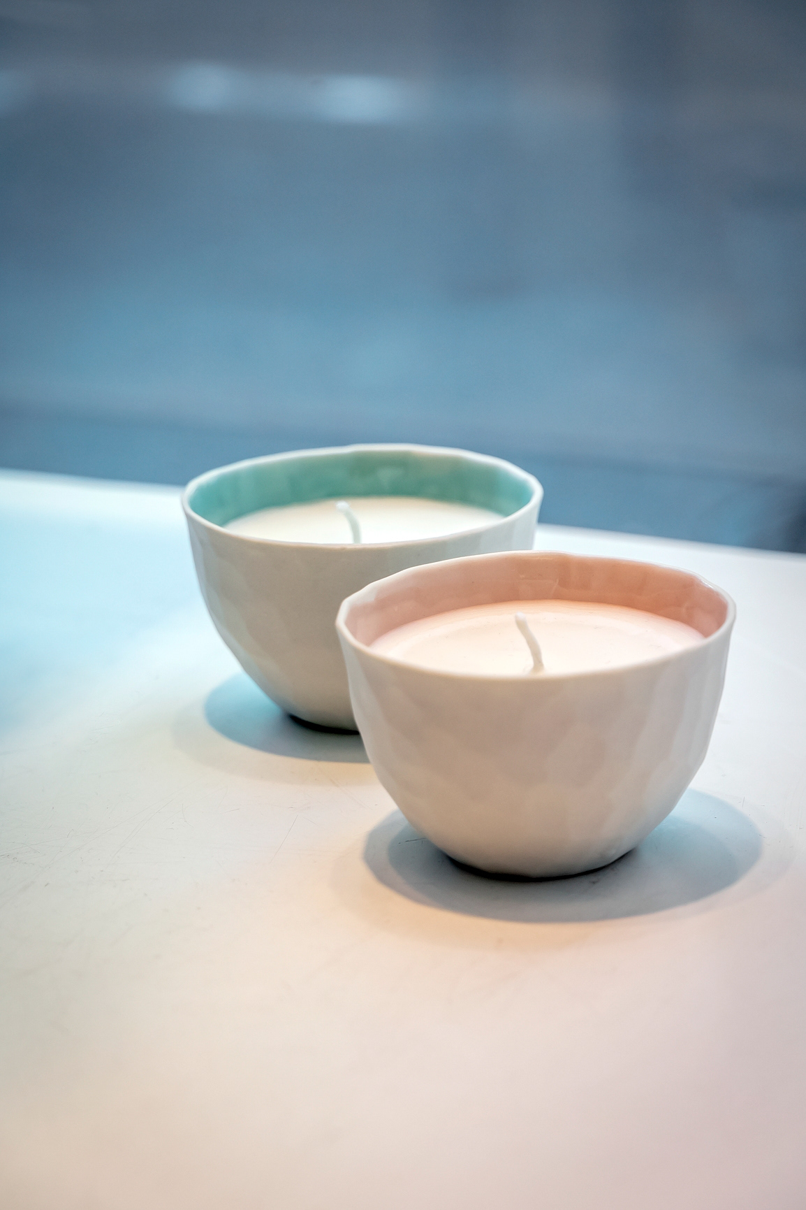 Bougie en porcelaine - 38€