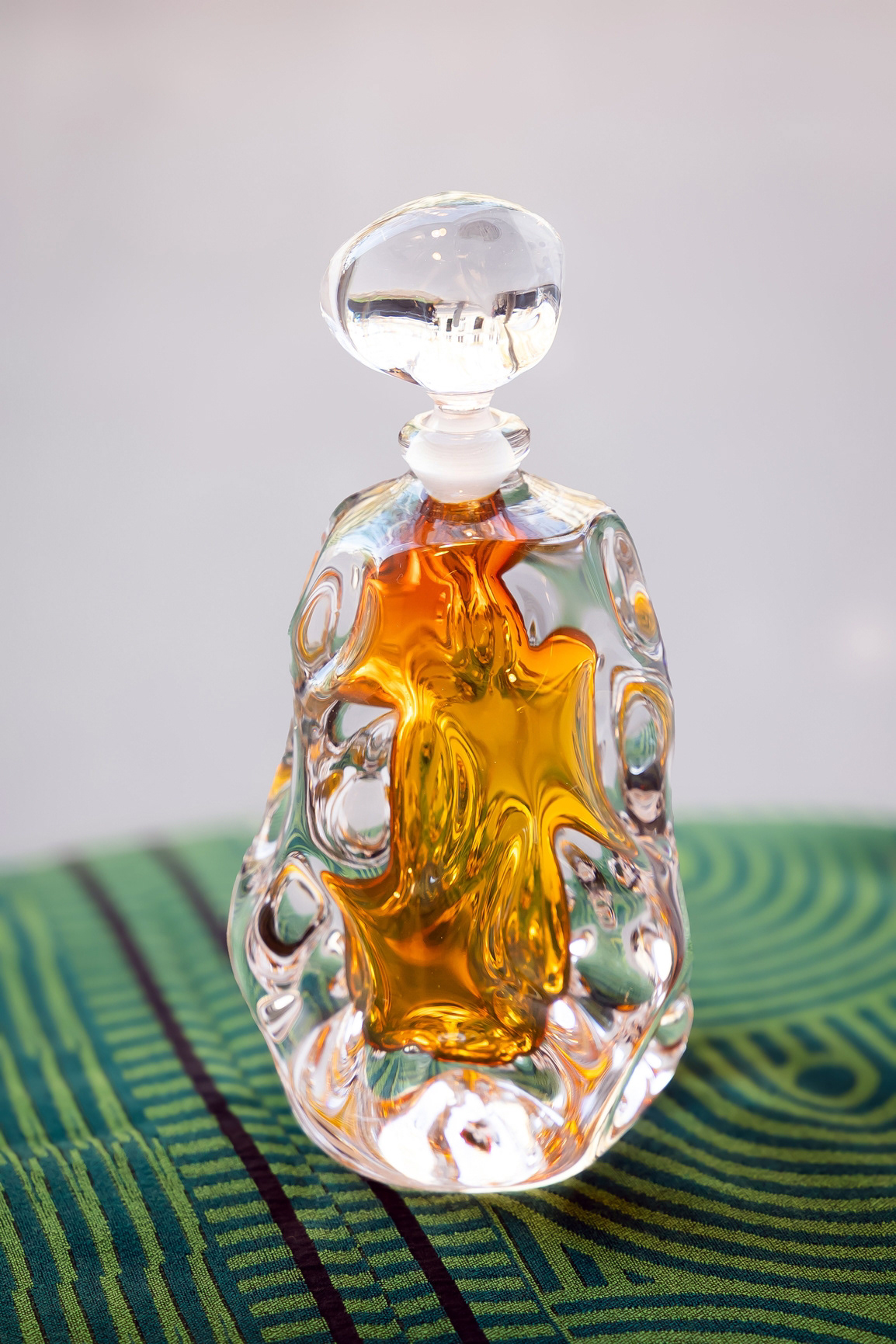 Flacon en verre soufflé - 220€ 