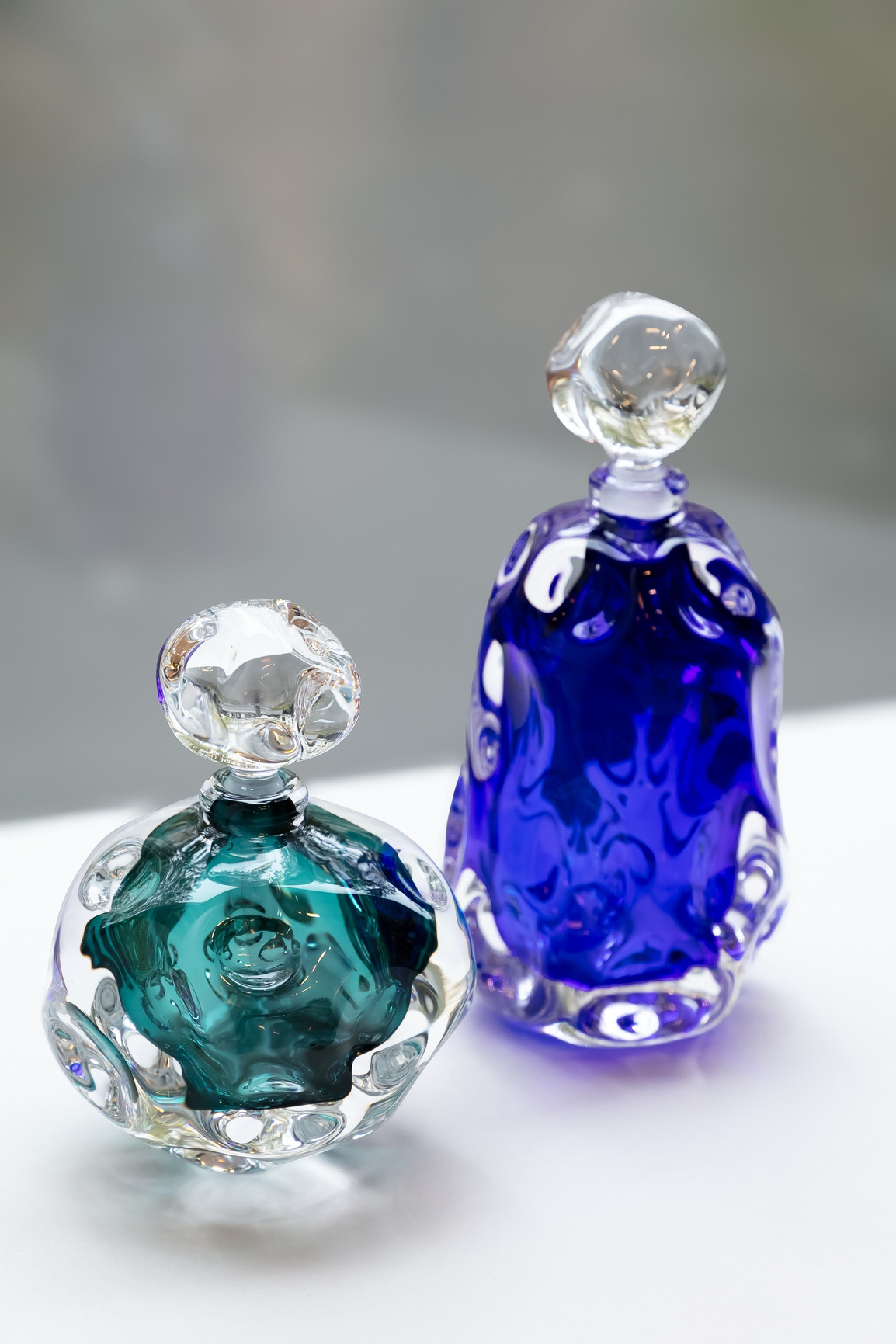 Flacon cailloux en verre soufflé - 220€