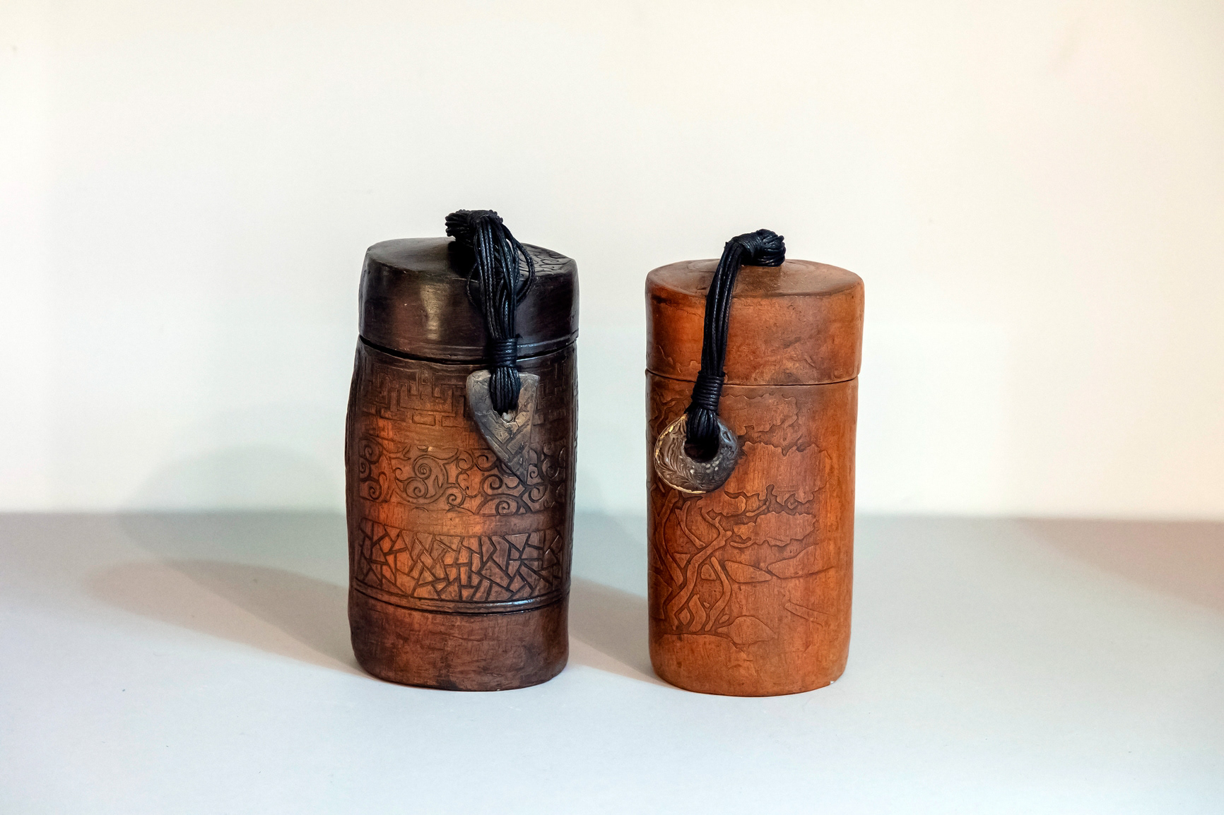 Boite à thé en terre sygillée - 150€