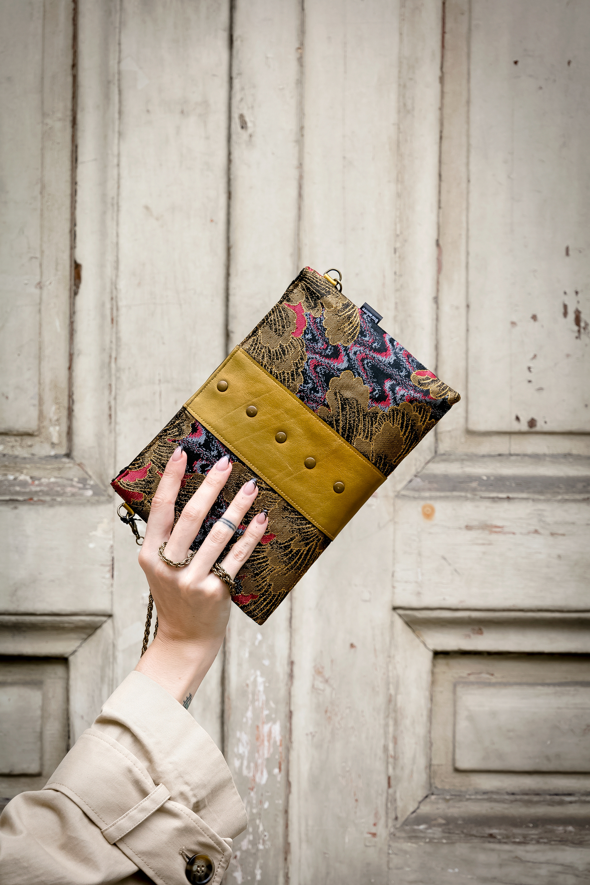 Pochette en cuir - 85€