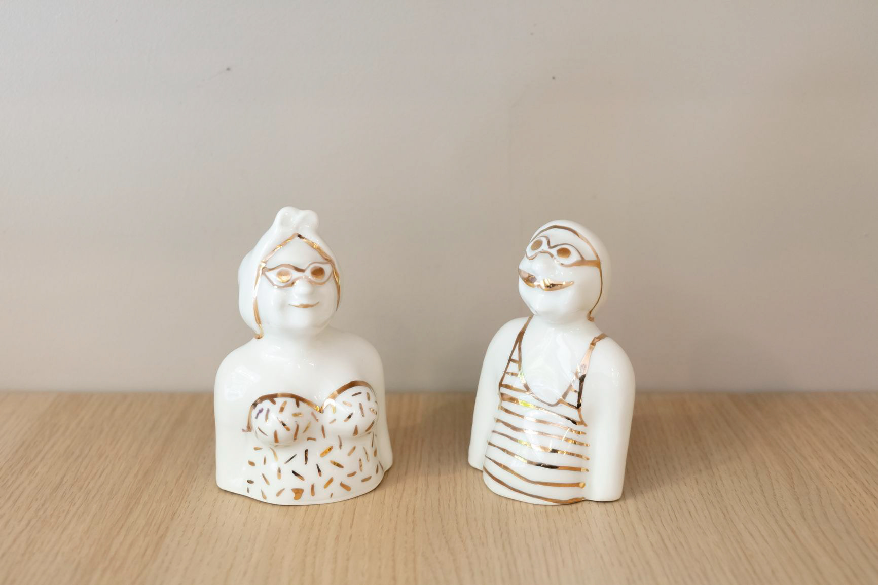 buste en porcelaine et or - 95€