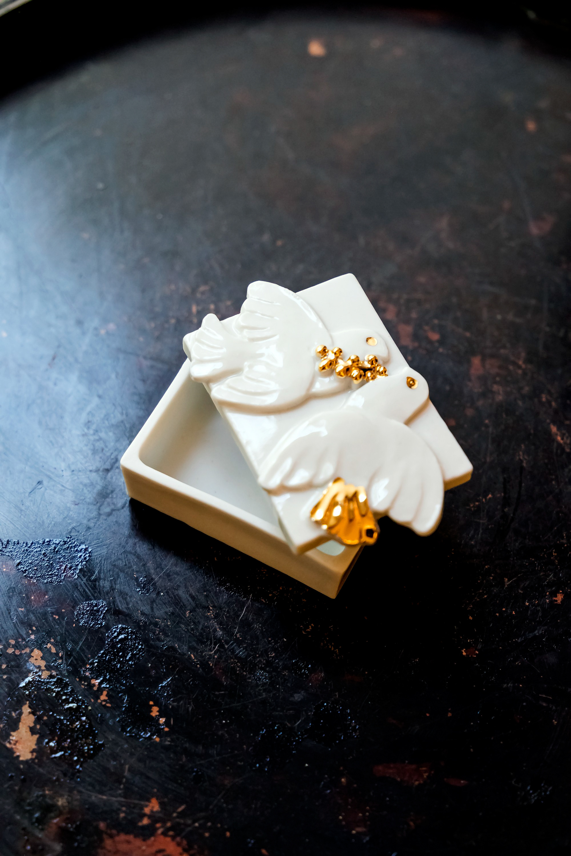 Boite à Bijoux en porcelaine & feuille d'or - 50€