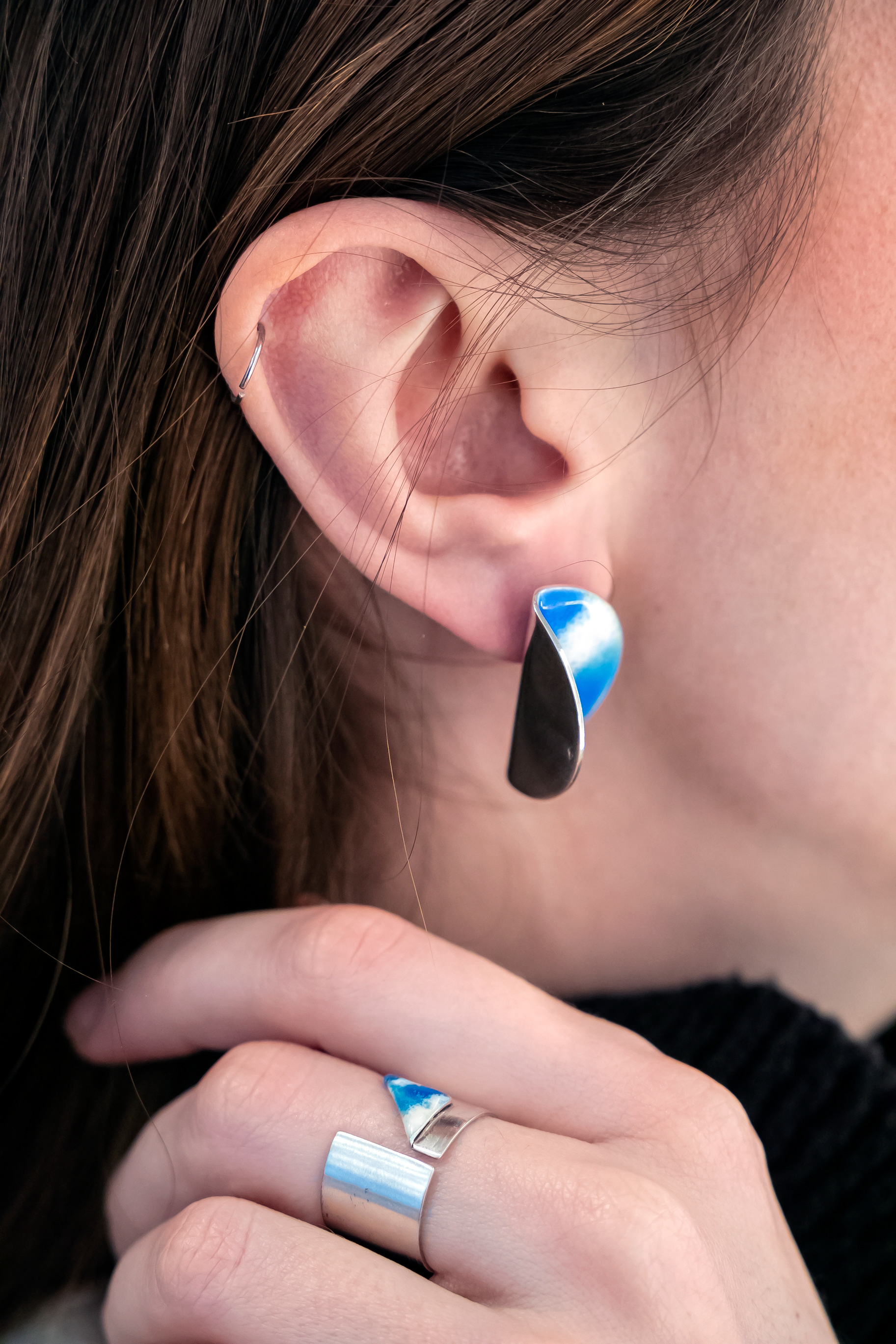 BO "Oeil de boeuf à l'anglaise" collection "Après la pluie" en argent émaillé - 280 €