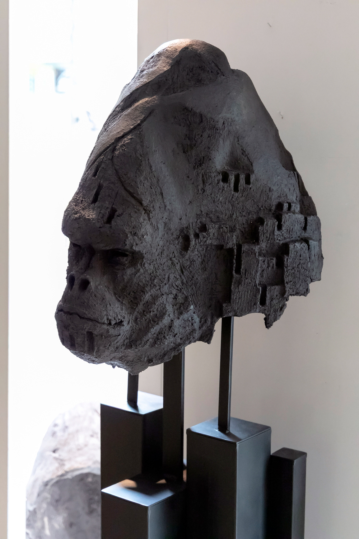 "Civilisation" sculpture en céramique - 4500€