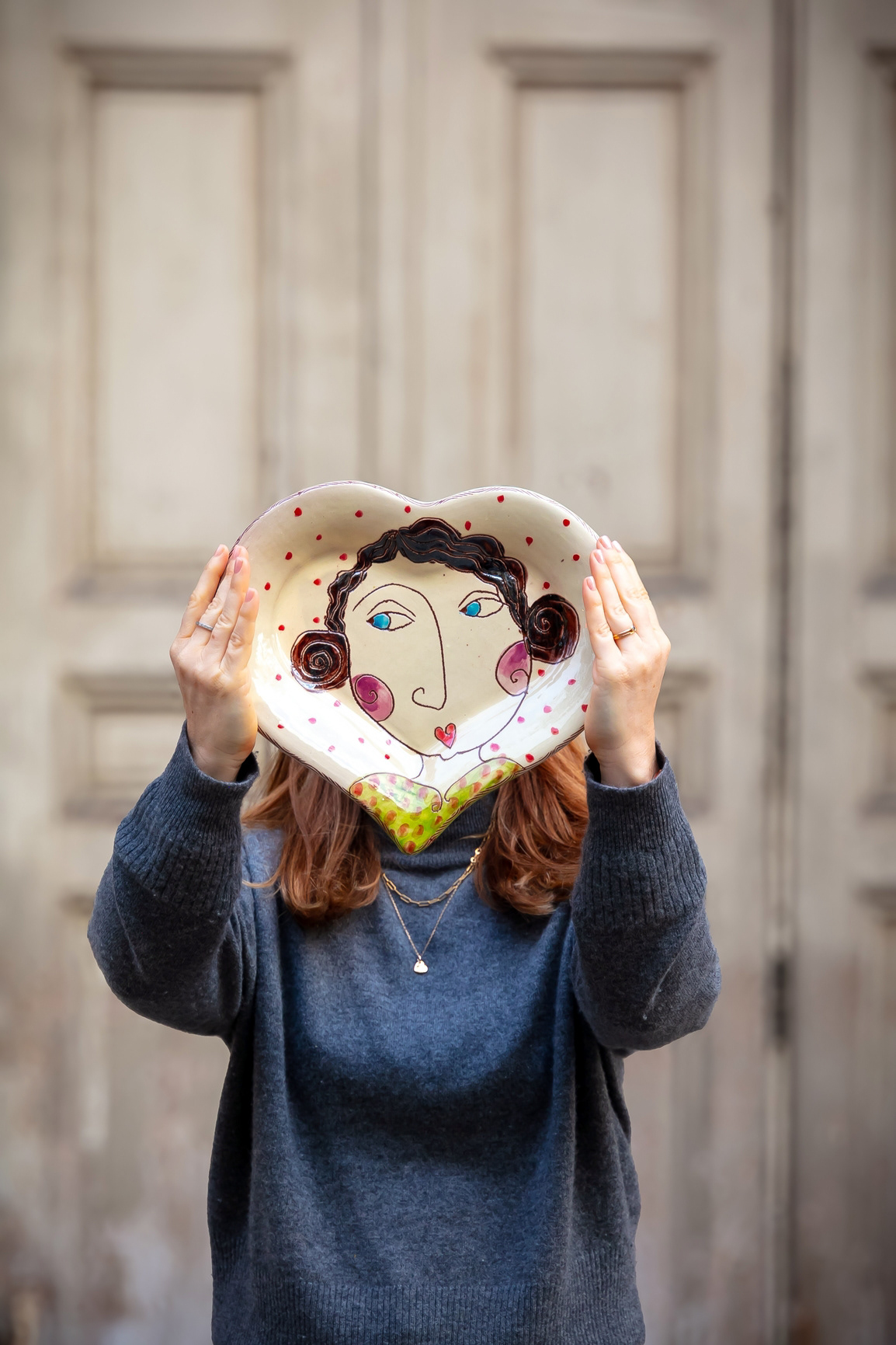 Plat coeur GM en terre vernissée - 45€