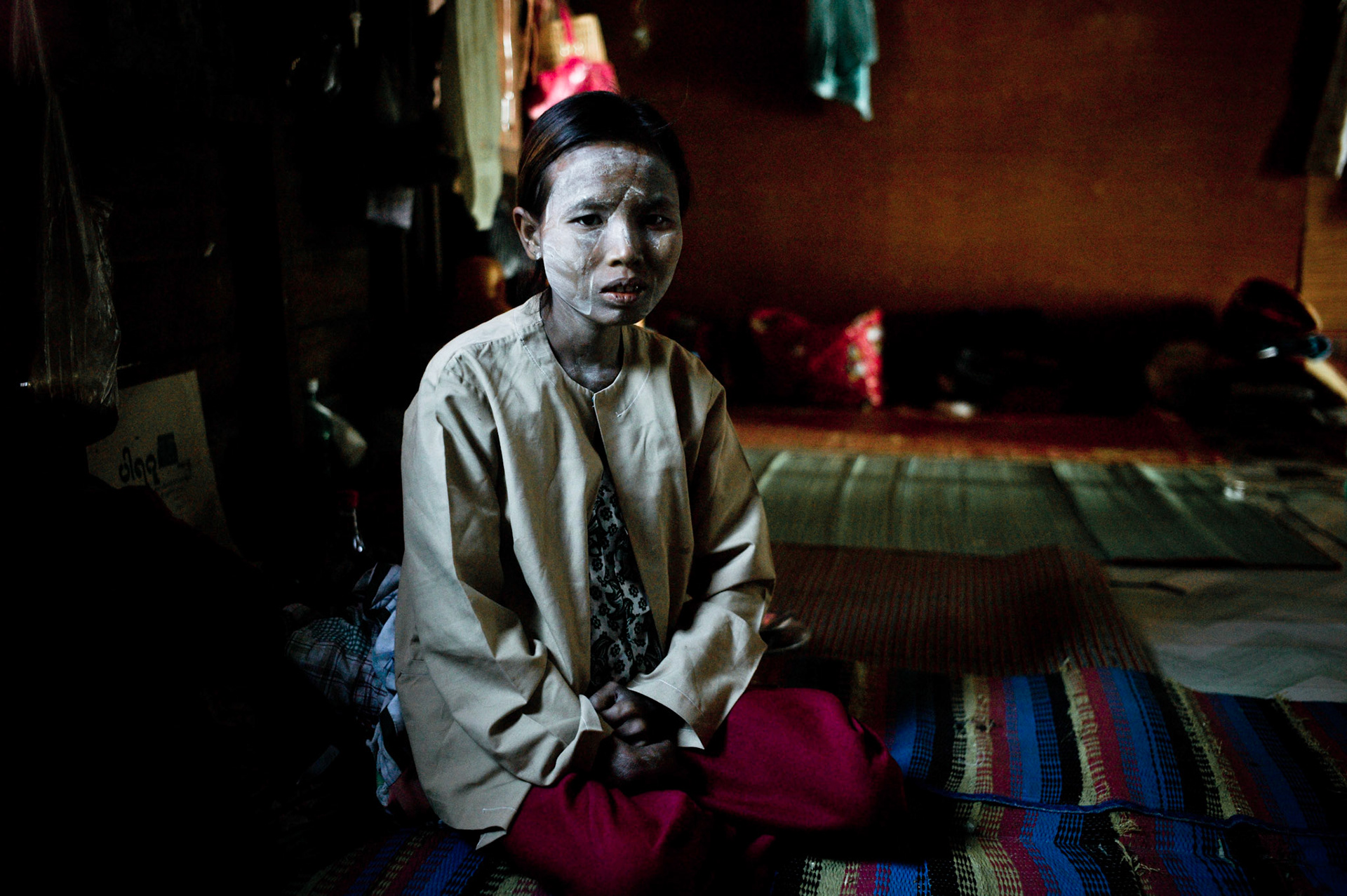 Twenty three year old Yin Yin Aye was diagnosed with HIV six months ago. She has been at the clinic for one week and has now started to receive ARV treatment. Phyu Phyu Thin’s HIV/AIDS clinic in South Dagon, Rangoon, where more than 200 patients receive free treatment and care. There are an estimated 336,000 HIV positive people in Burma, yet only 10% receive treatment in a country where the government spends the least percentage of its GDP on health care of any country in the world.