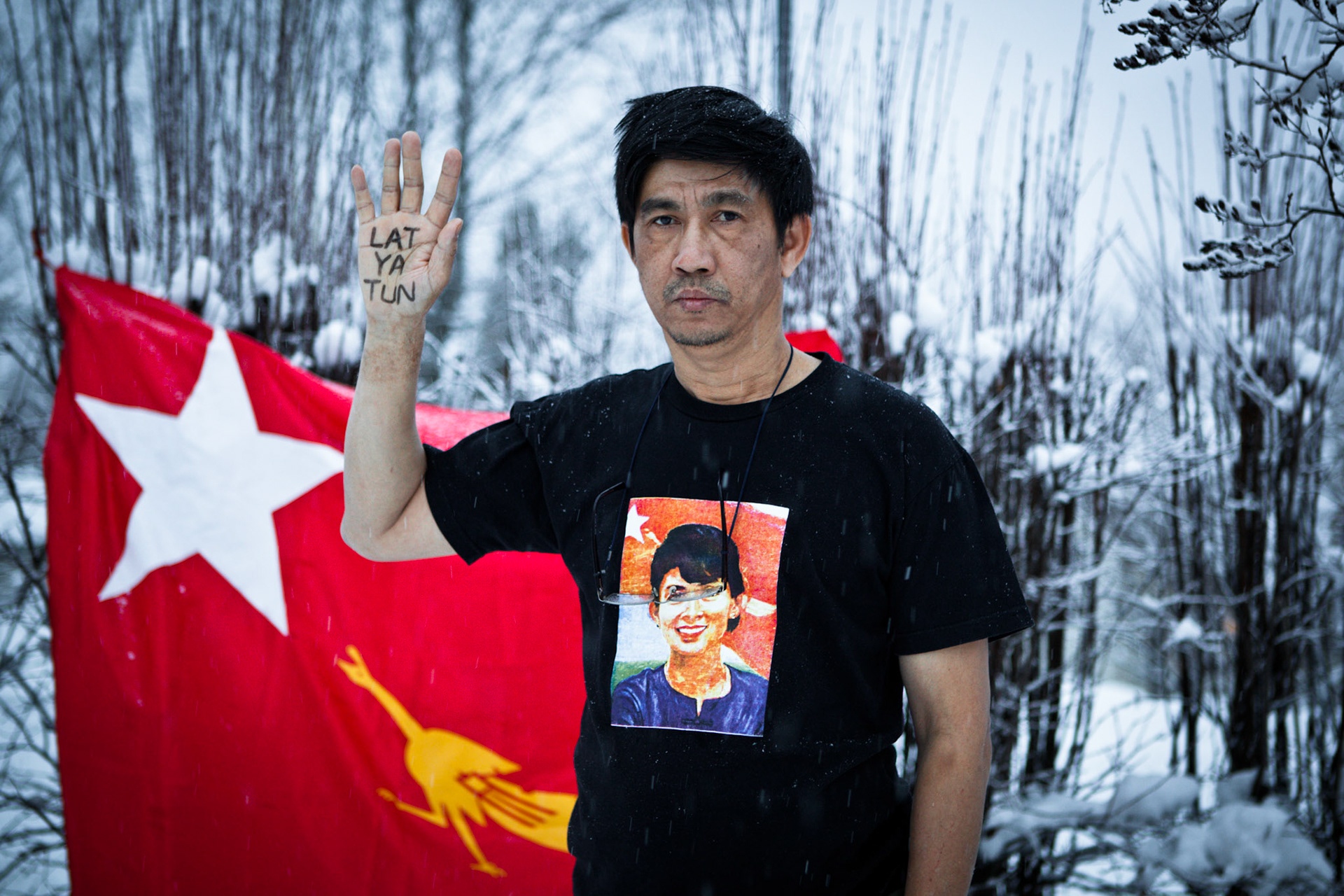 Zaw Win, a former civil servant in General Ne Win’s BSPP government, joined the National League for Democracy and the mass uprisings against the military regime in 1988. He was framed for a bombing incident and spent 10 years in prison and labour camps. He now lives in exile in Norway.
Lat Yar Tun, a cellmate of U Zaw Win and member of the ABSDF, was first arrested in 1991 and was jailed for four years in Insein prison. He was arrested again during student demonstrations in 1998, charged with high treason and was sentenced to Death. He is still detained in Tharawaddy prison.