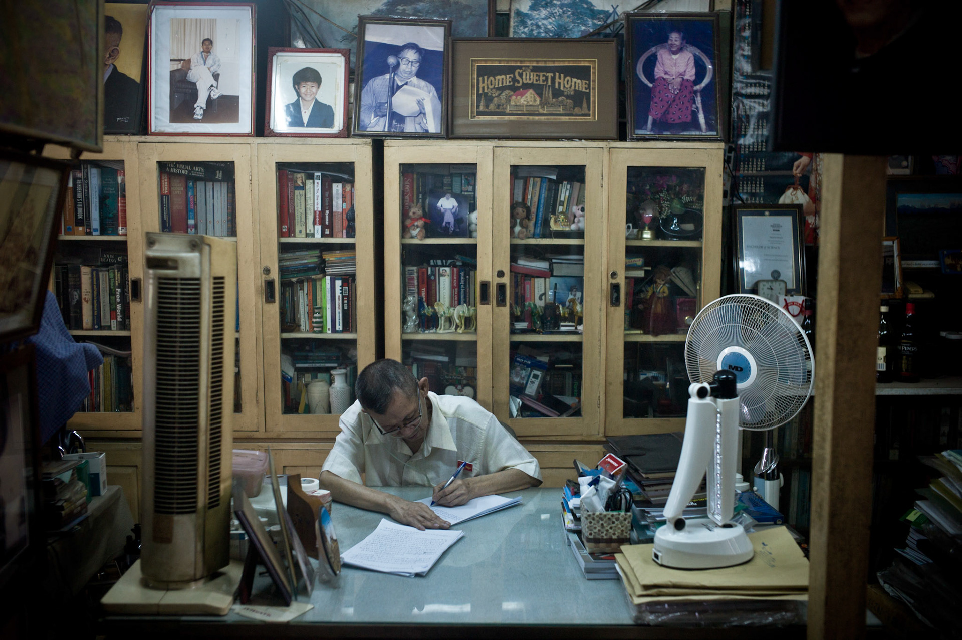 Ludu U Sein Win, one of Burma's most famous and respected journalists is also one of the most outspoken critics of the ruling regime. For decades his articles and writings have openly defied the authorities strict censorship rules  but his condemnation has has had its price to pay. In 1967 he was sentenced without trial to 13 years in prison for his political writings, being jailed in Insein prison and Coco Island. He was released in 1976 but was re-arrested almost immediately and jailed for a further 4 years. He suffered a stroke in prison and despite being paralysed in his right side and in need of oxygen to aid his breathing he continues to defy the regime in writing two articles every day under a guise of different pseudonyms.