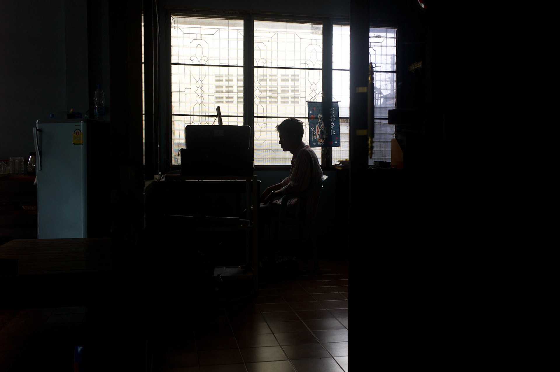 Now aged 30, Soe Lwin has spent over half of his life in prison. With little or no education other than that which was taught to him by his fellow inmates in Insein prison he studies English and computer classes for five hours every day.