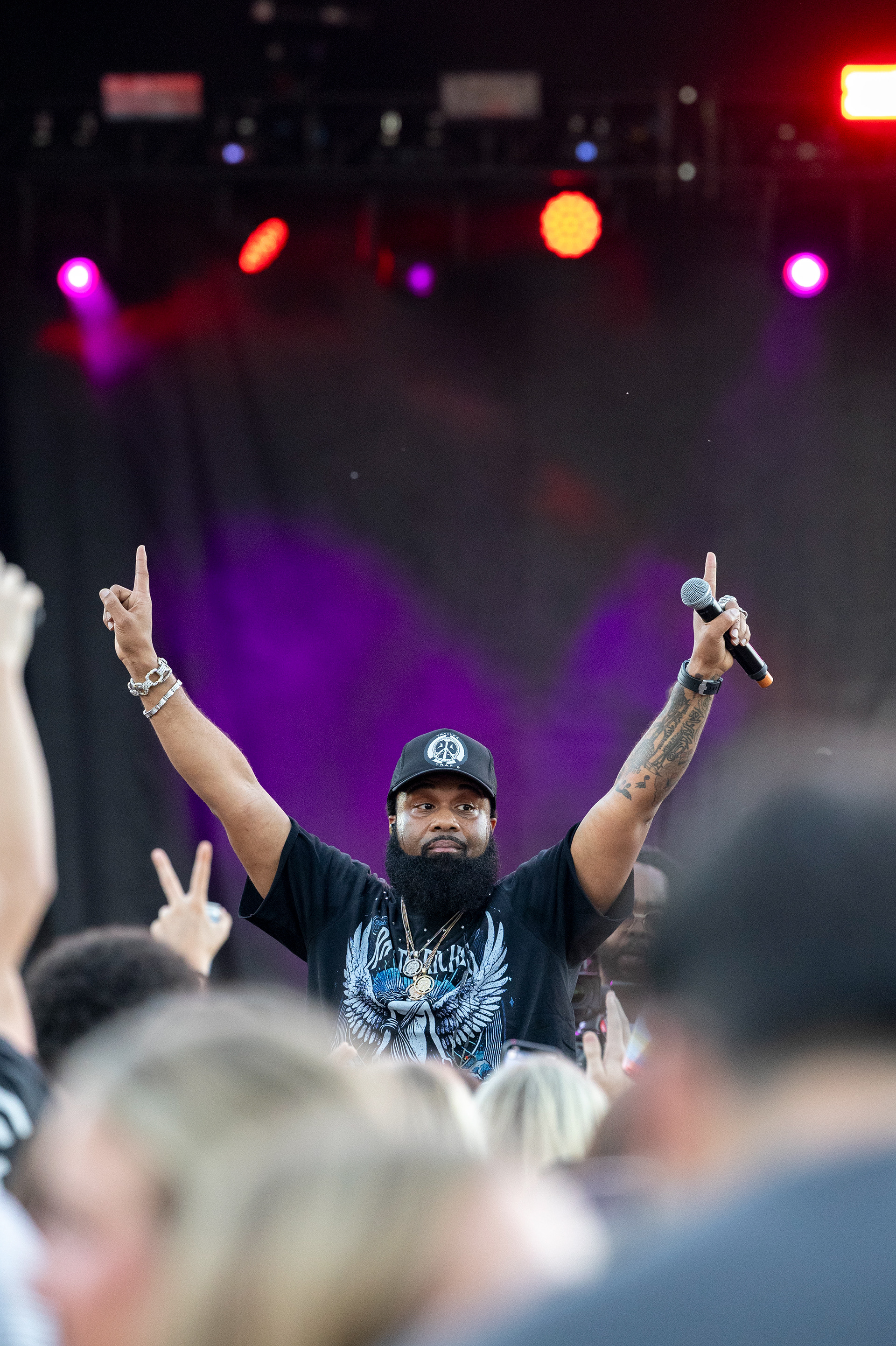 Blanco Brown interacts with the audience at his pre-game concert on WKU South Lawn on Oct. 14.