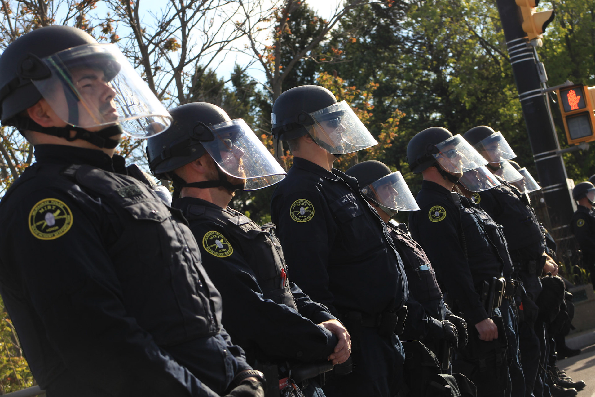Milwaukee, WI, May 31. The third day of the march in Milwaukee was carried out peacefully, the march started from MLK and Locust to Oakland avenue, Hundreds of protesters cry out for justice after the murder of George Floyd caused by a police officer in Minneapolis . (photo by: Edwin Gonzalez)