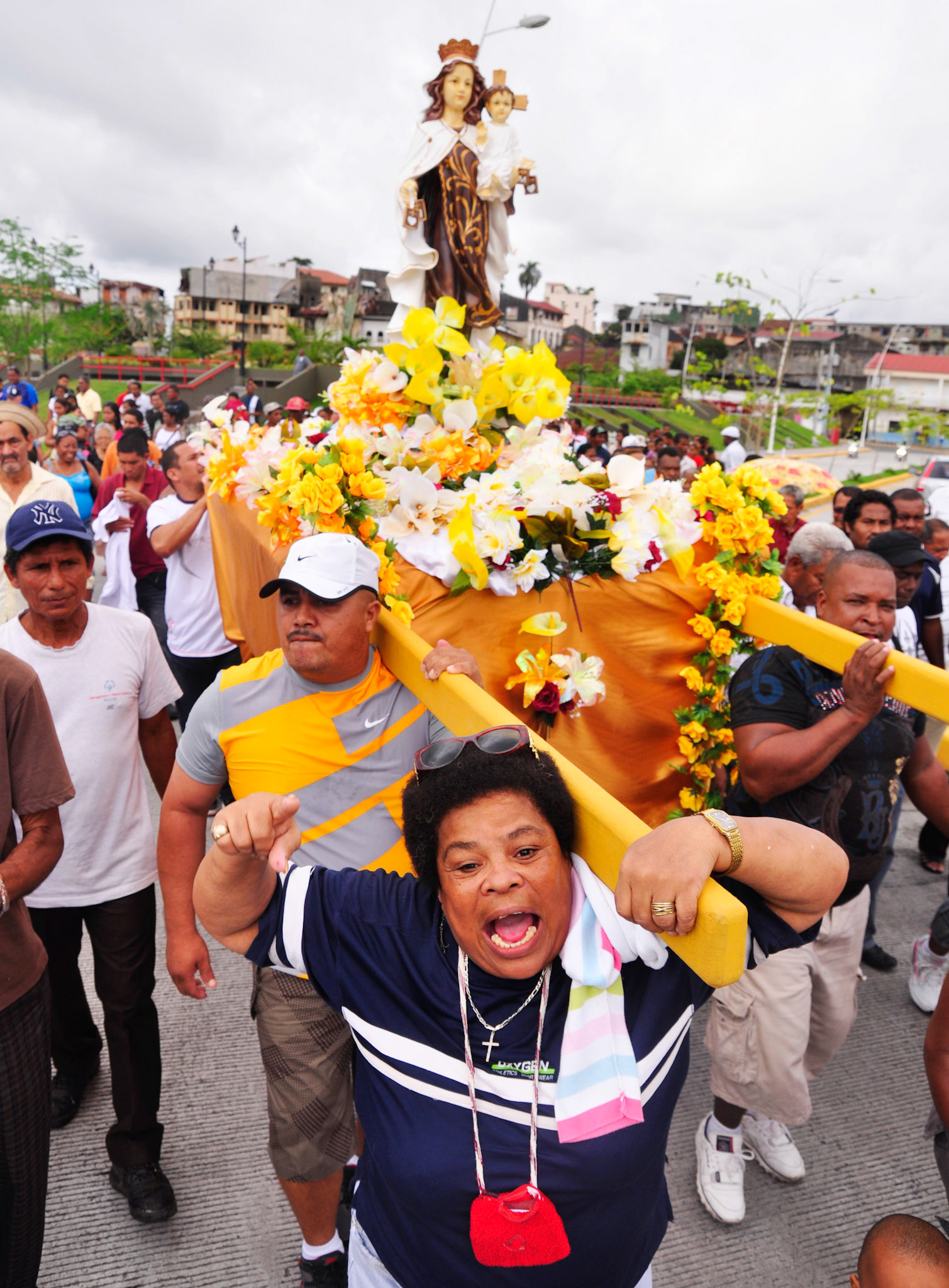 Panama City, Panama. 7/16/2011. The procession of the Virgin of Carmen, emblem of the fishermen, is one of the most important celebrations organized by the fishing villages in Panama. By: Edwin Gonzalez.