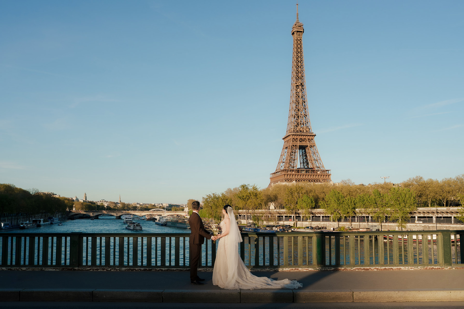 Europe destination photoshoot at Paris