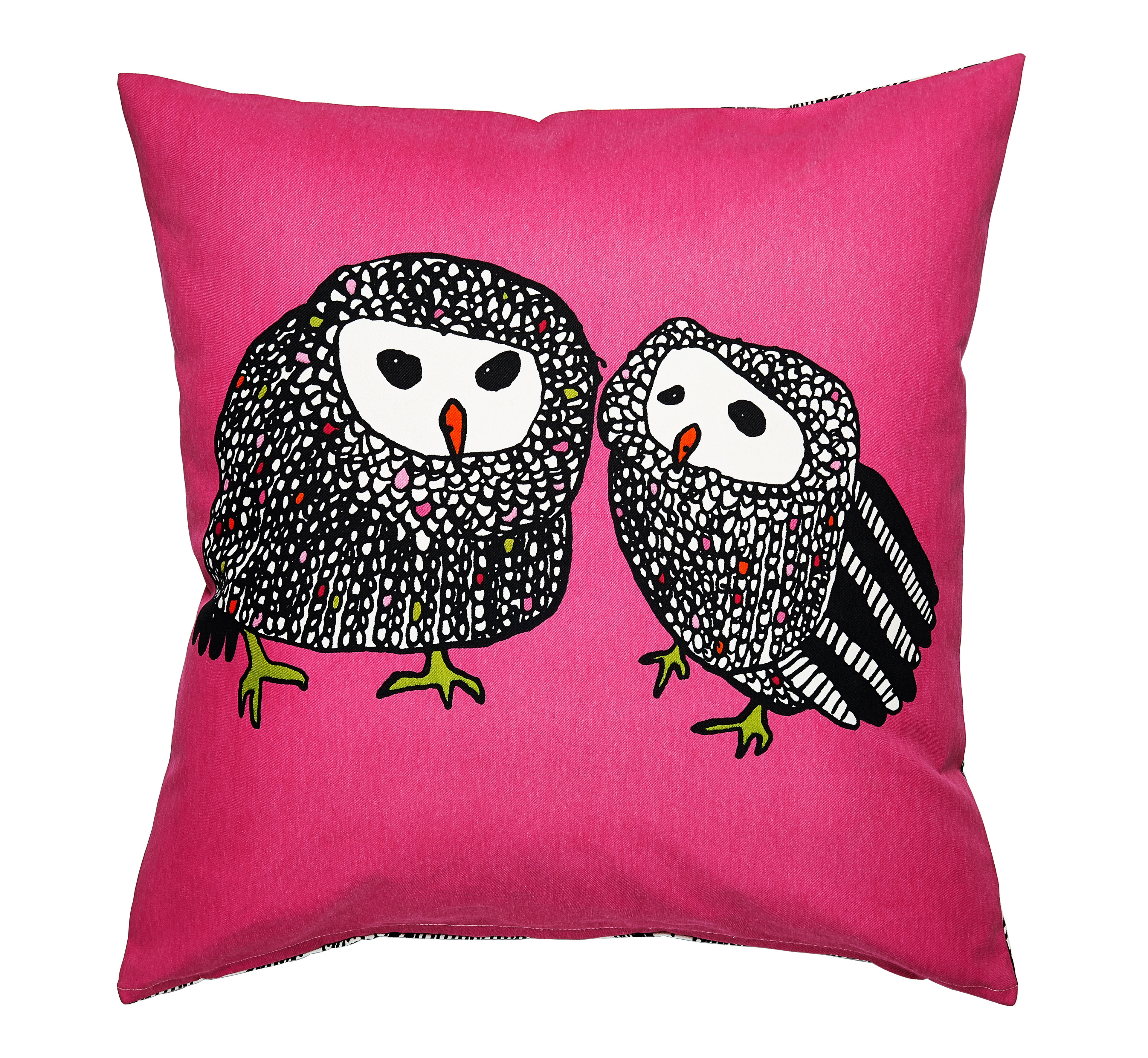 The GULÖRT pillow by Niina Aalto, Pinja Laine, Linda Svarfvar (2013). © Inter IKEA Systems B.V.