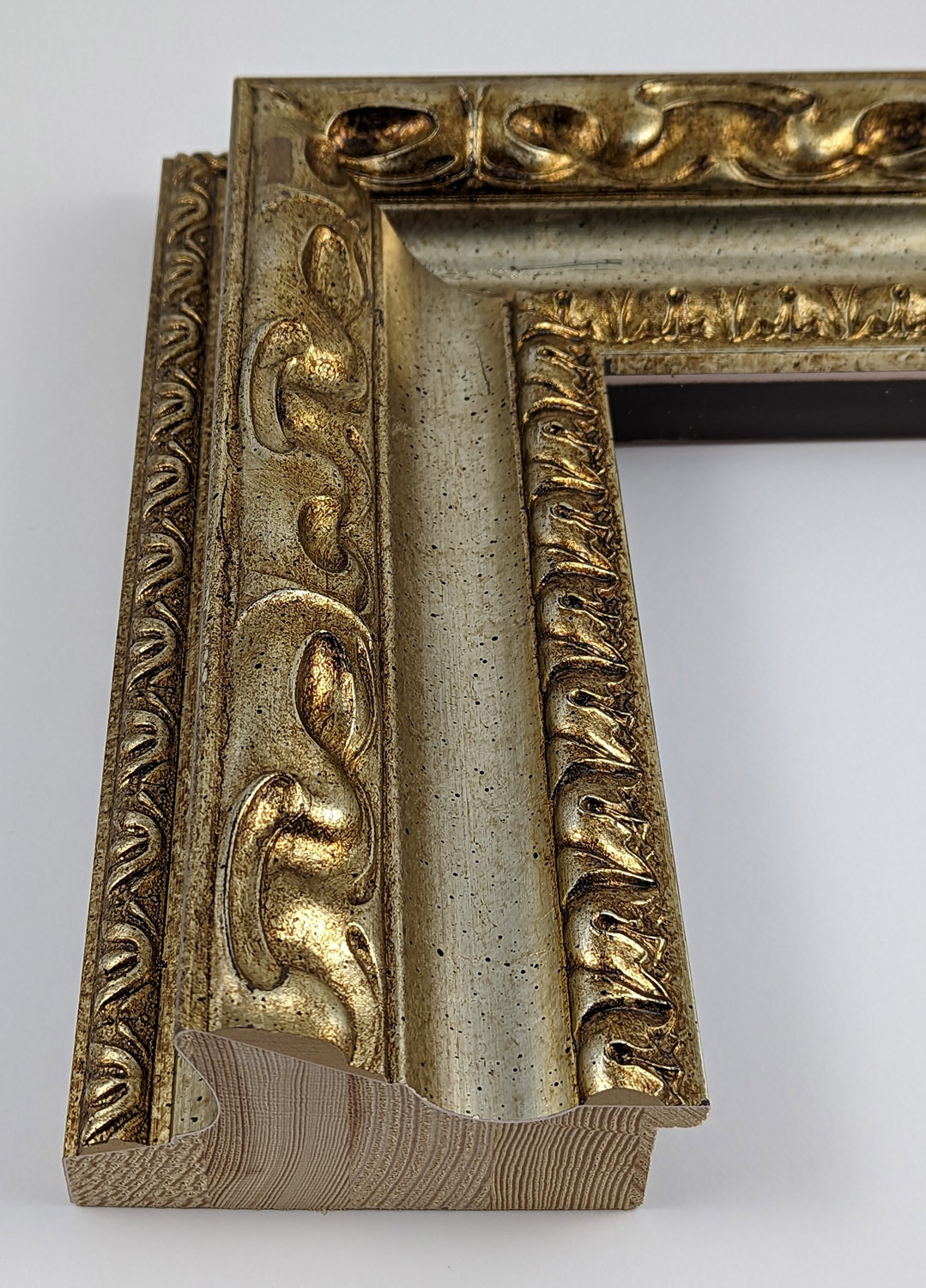 A2123  - 108x57 - φύλλο ασημιού με πατίνα, πεύκο