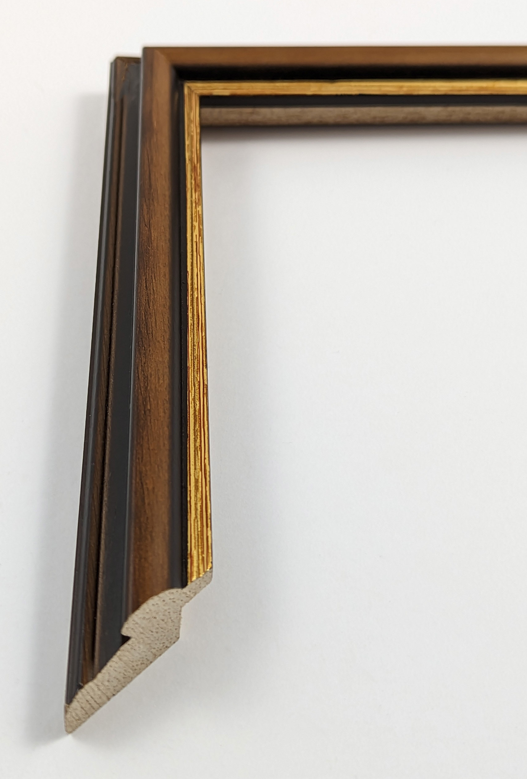 A246 - 25x20 - καρυδί με χρυσό, ξύλο εκτός ΕΕ δίχως σαράκι