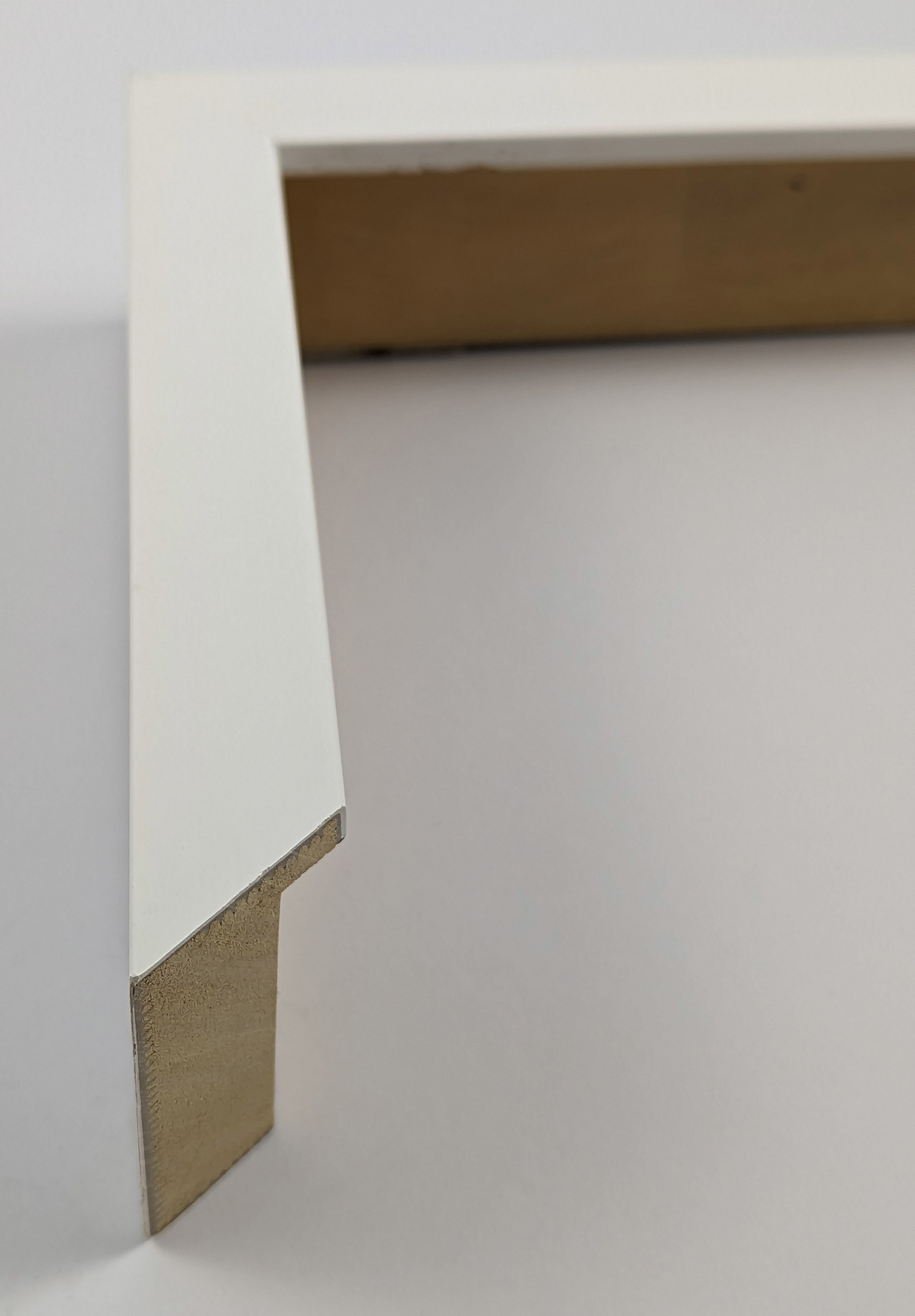 A324 - 25x49 - λευκή, ξύλο εκτός ΕΕ δίχως σαράκι