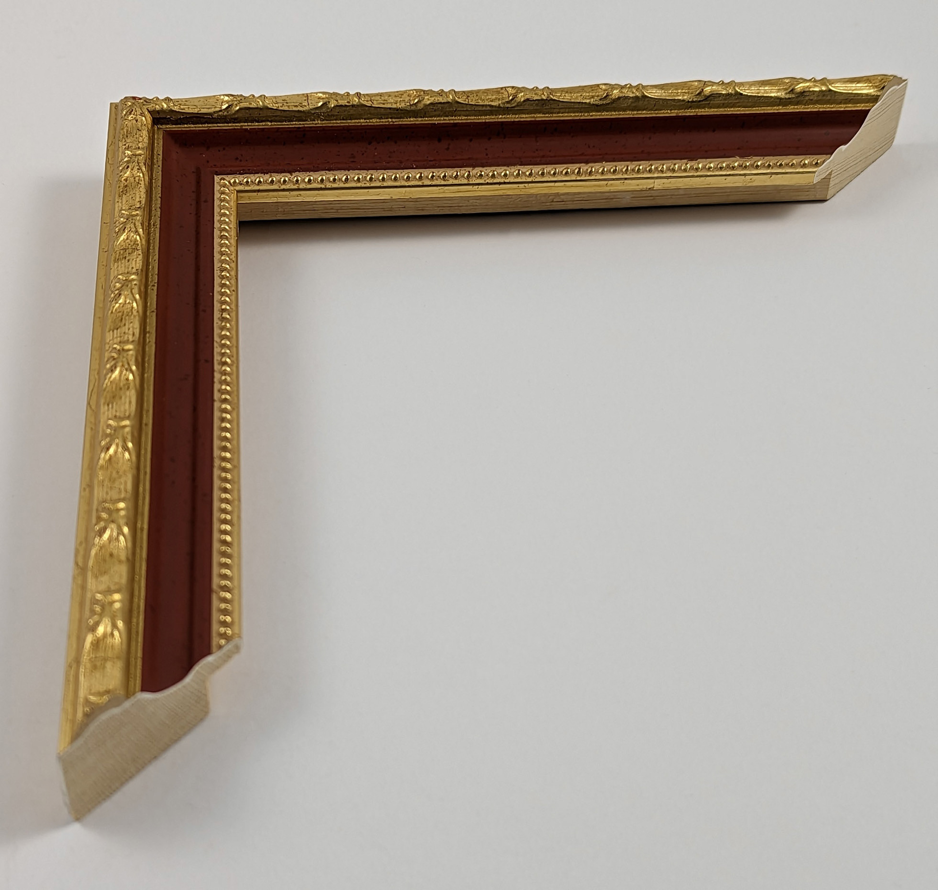 A5020 - 30x24 - φύλλο χρυσού με μπορντό λούκι, ξύλο πεύκο