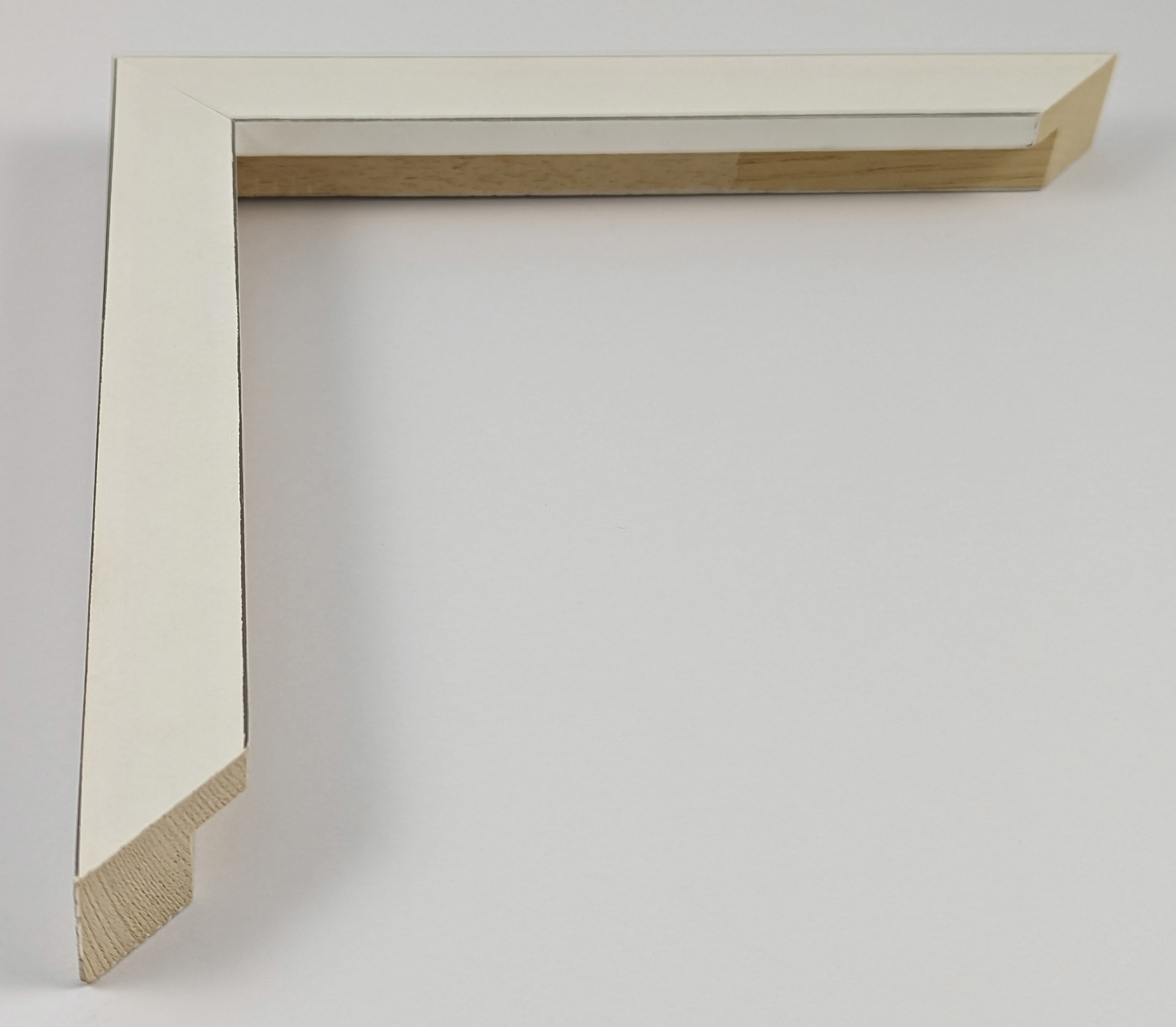 A244 - 22x22 - λευκή με ασημί ακμές, ξύλο εκτός ΕΕ δίχως σαράκι