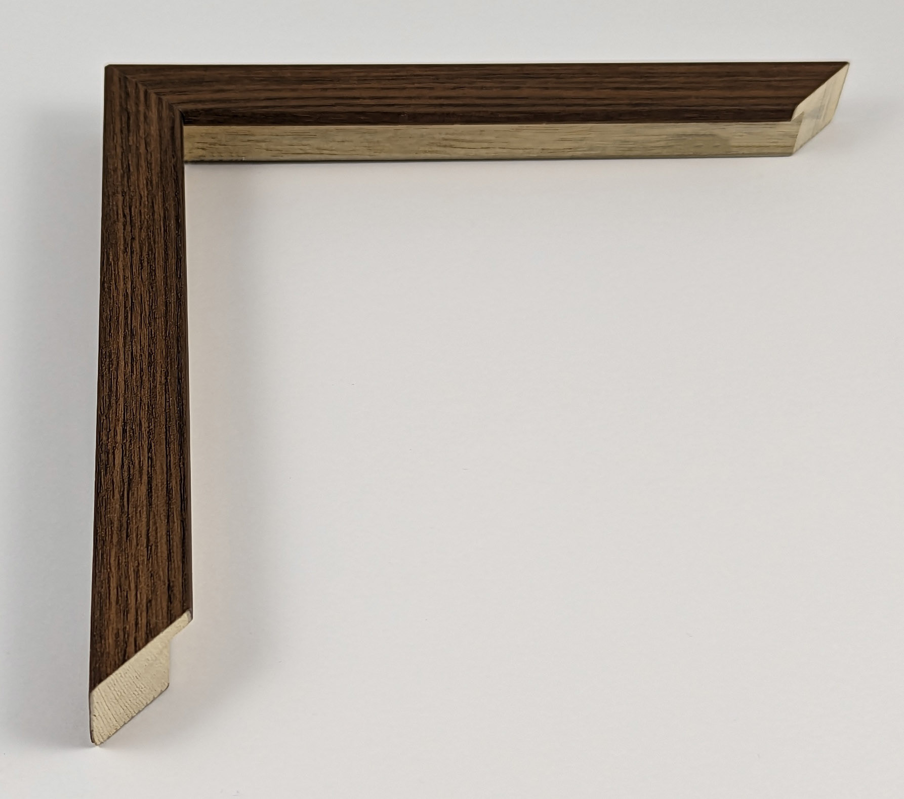 A54 - 20x20 - καρυδί, ξύλο εκτός ΕΕ δίχως σαράκι