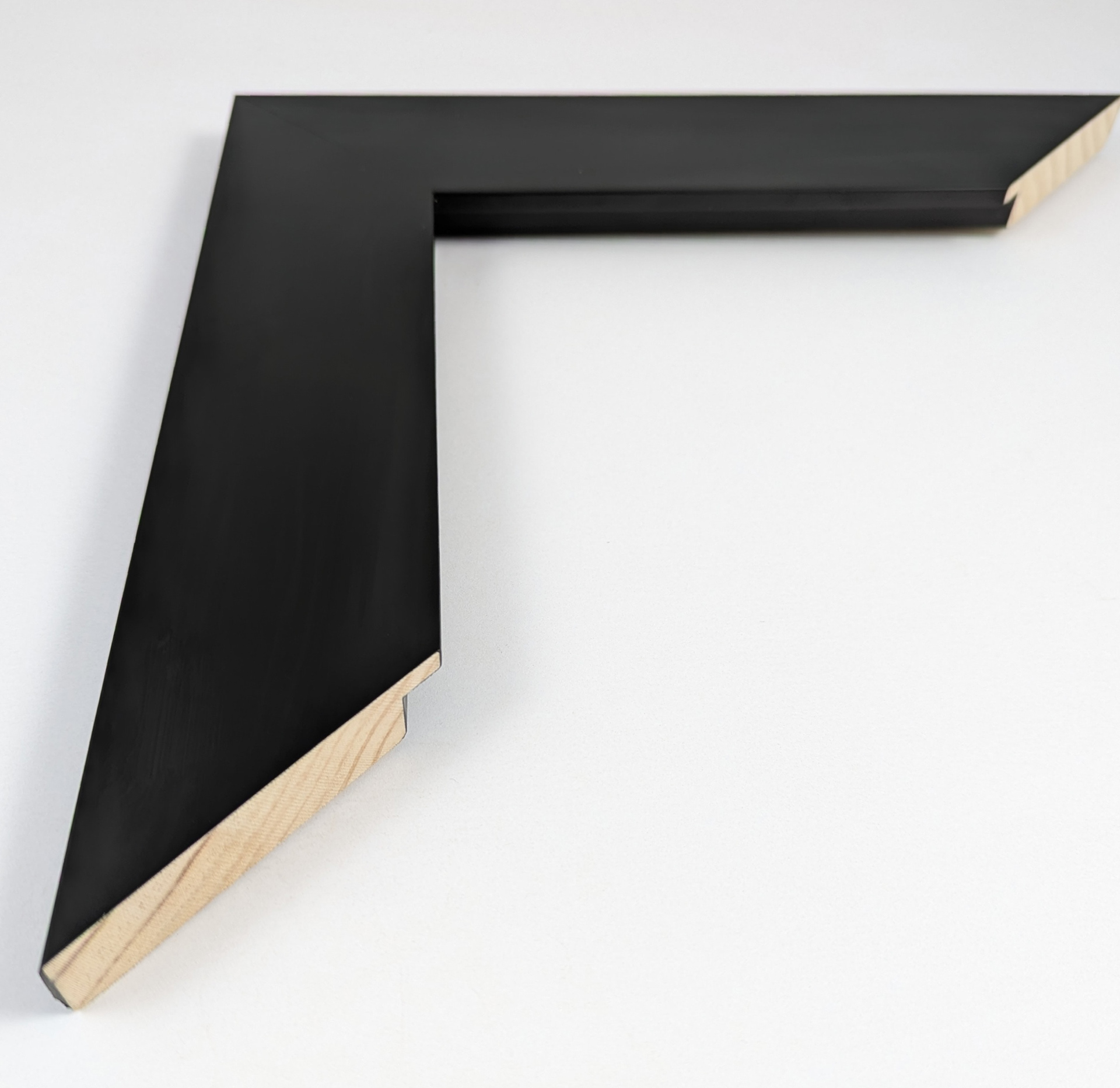 Α5255 - 60x17 - πλάκα μαύρη λάκα, ξύλο πεύκο