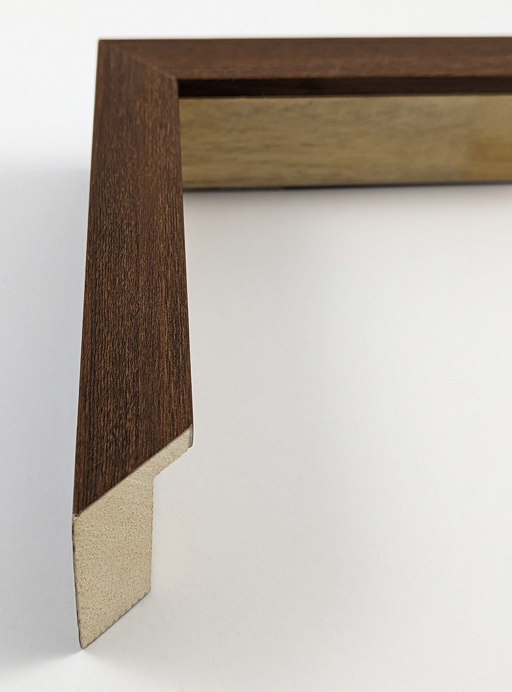 A327 - 26x50 - καρυδί, ξύλο εκτός ΕΕ δίχως σαράκι