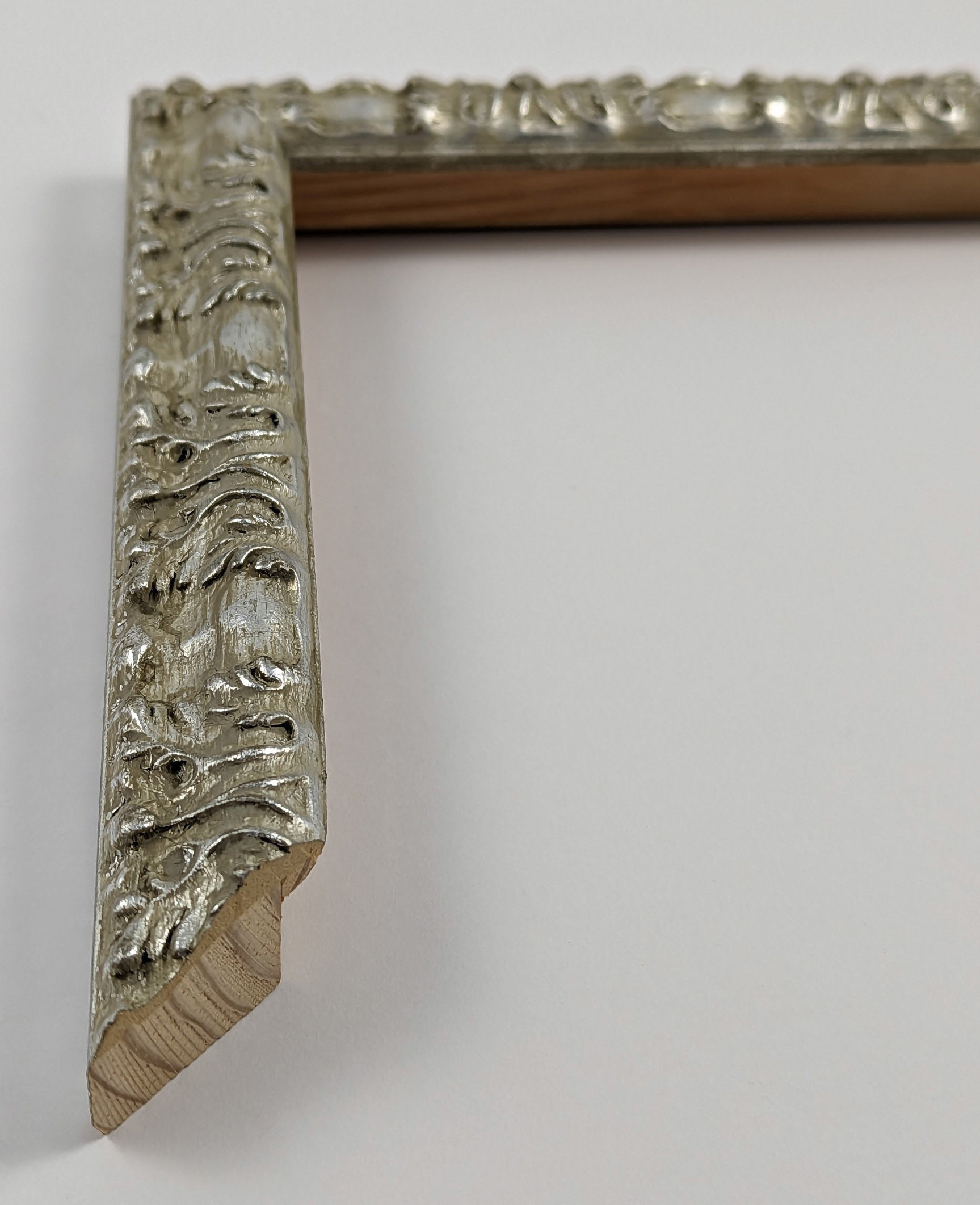 A711 - 27x25 -  φύλλο ασημιού, ξύλο πεύκο