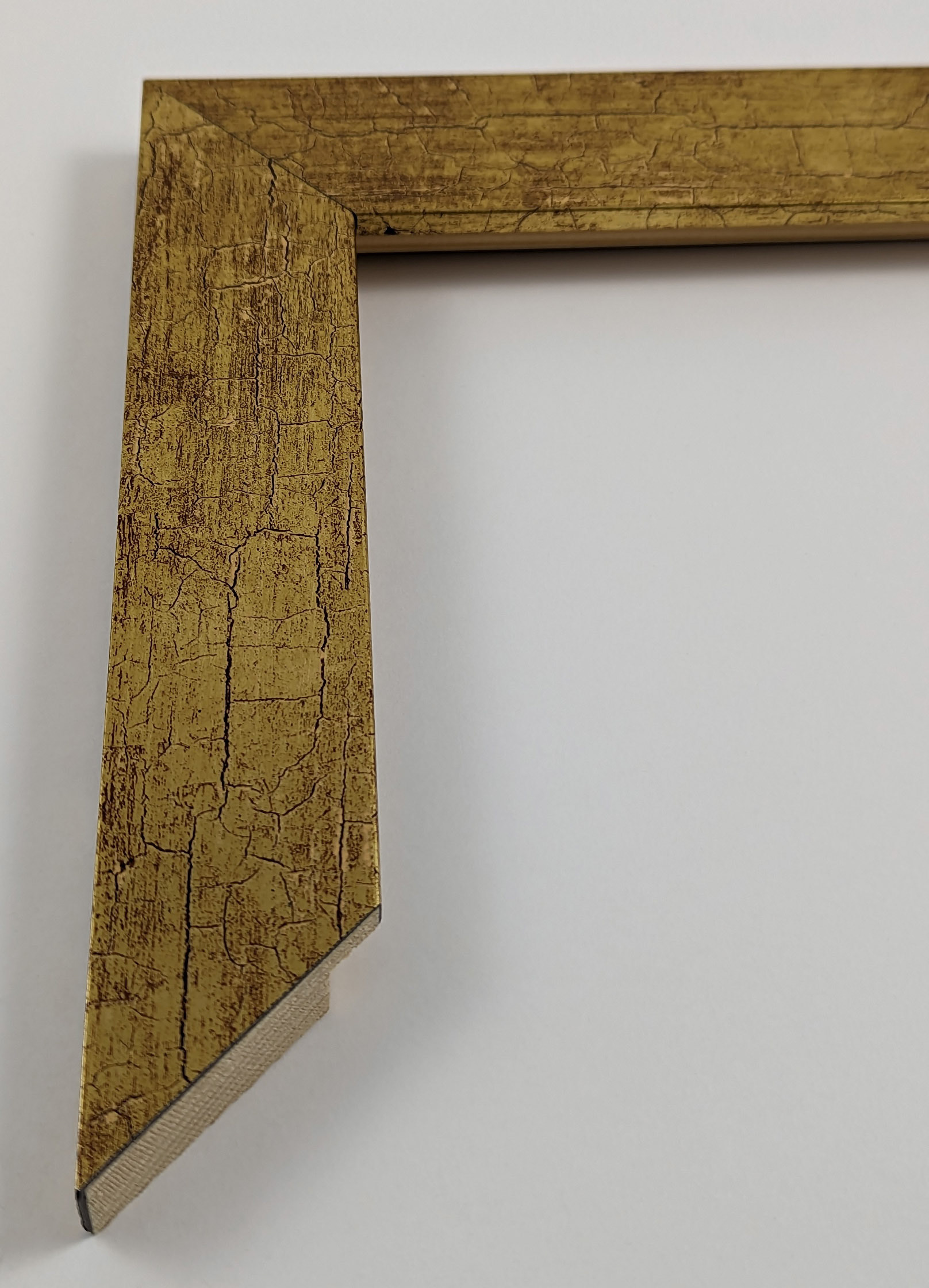 A1535 - 37x15 - χρυσό κρακελέ, ξύλο πεύκο