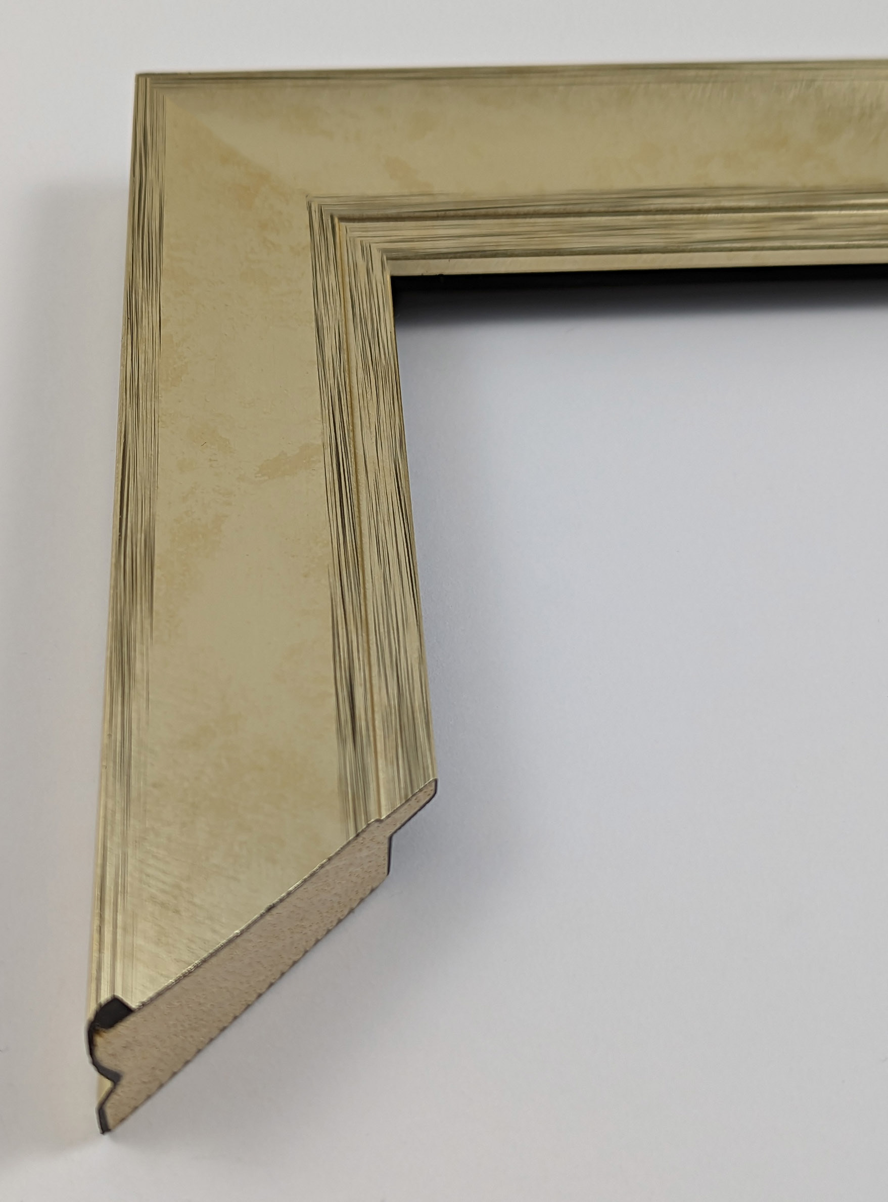 A352 - 42x22 - σαμπανιζέ, ξύλο εκτός ΕΕ δίχως σαράκι