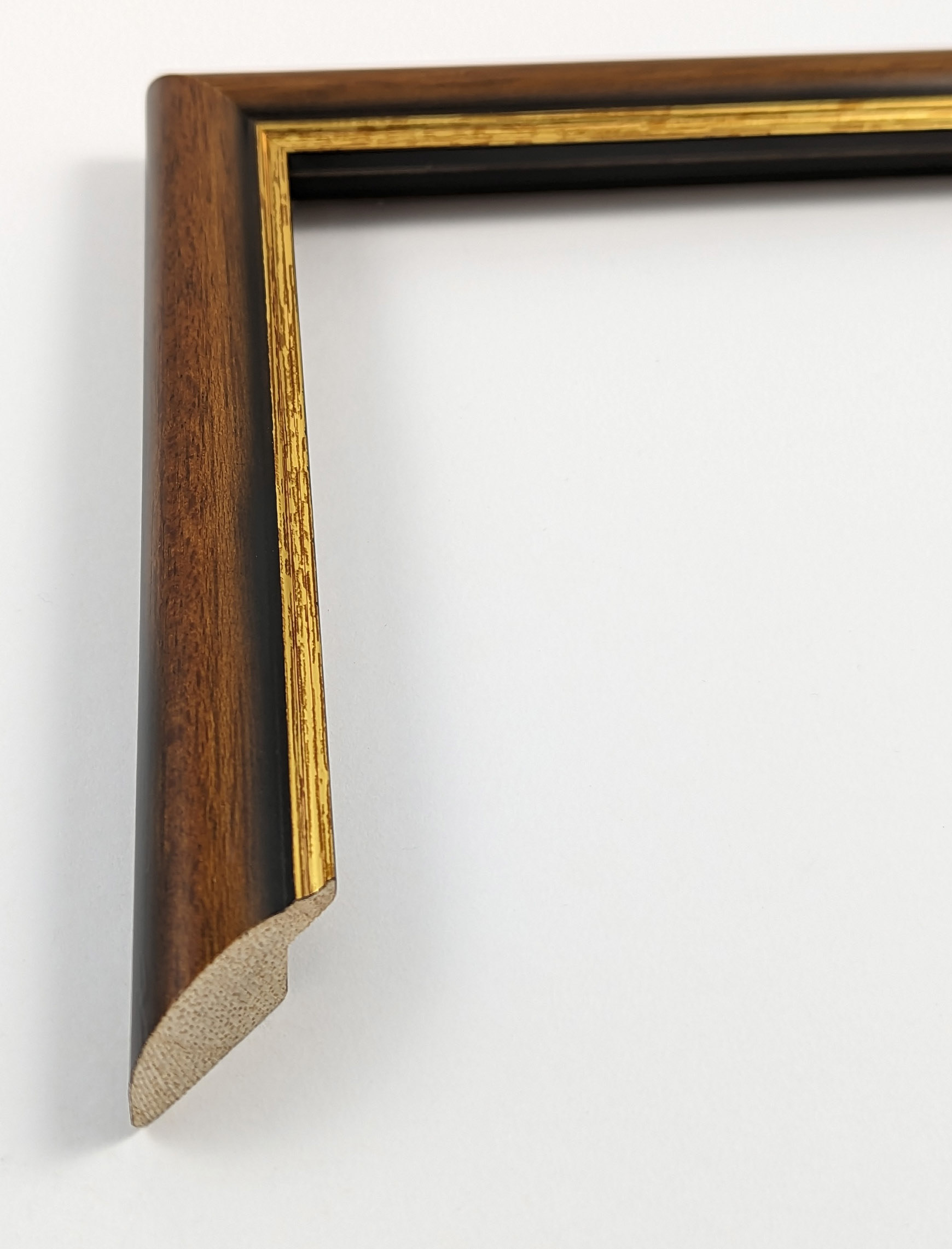 A109 - 23x19 - καρυδί με χρυσό, ξύλο εκτός ΕΕ δίχως σαράκι