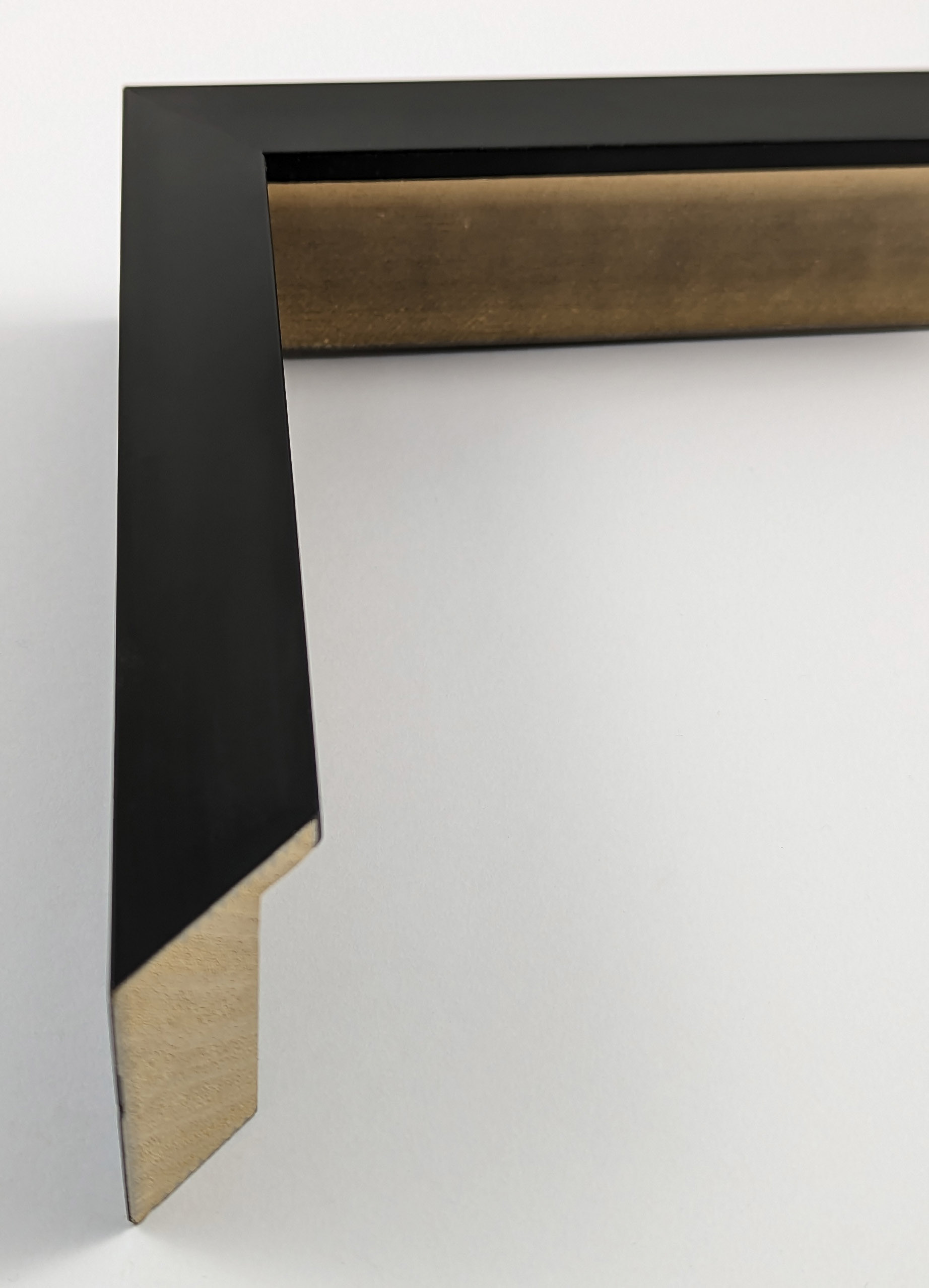 A328 - 25x49 - μαύρο, ξύλο εκτός ΕΕ δίχως σαράκι