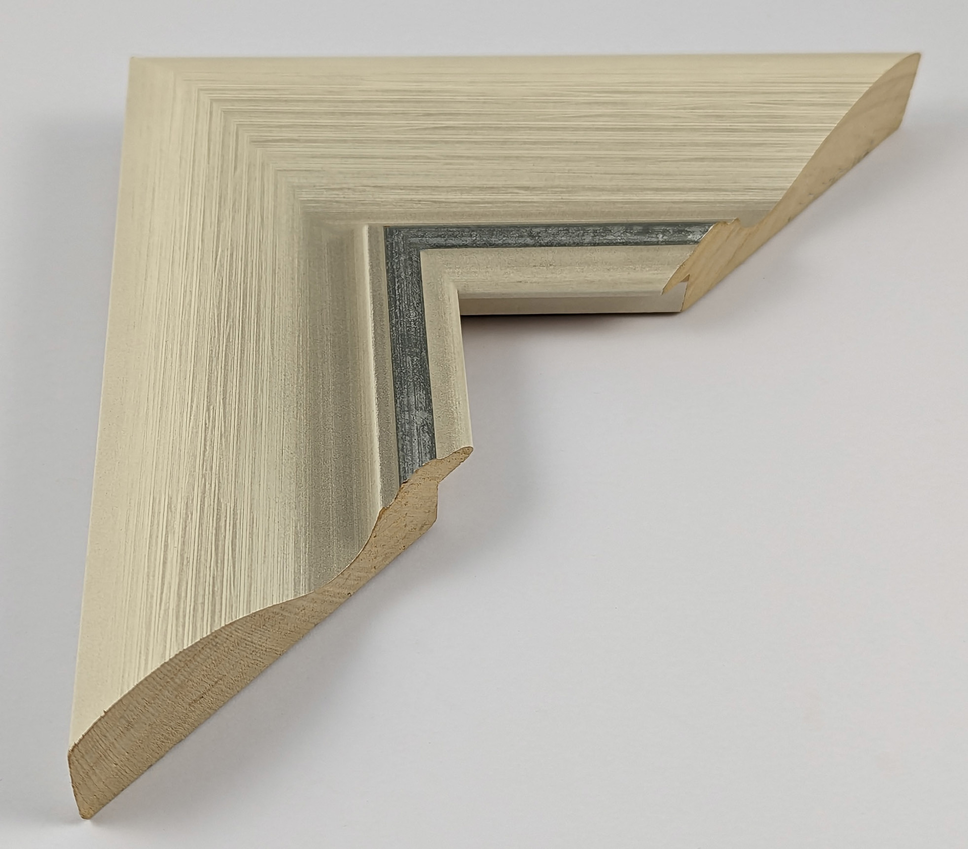 3522 - 78x28 - μπεζ με ασημί κορδόνι, ξύλο πεύκο