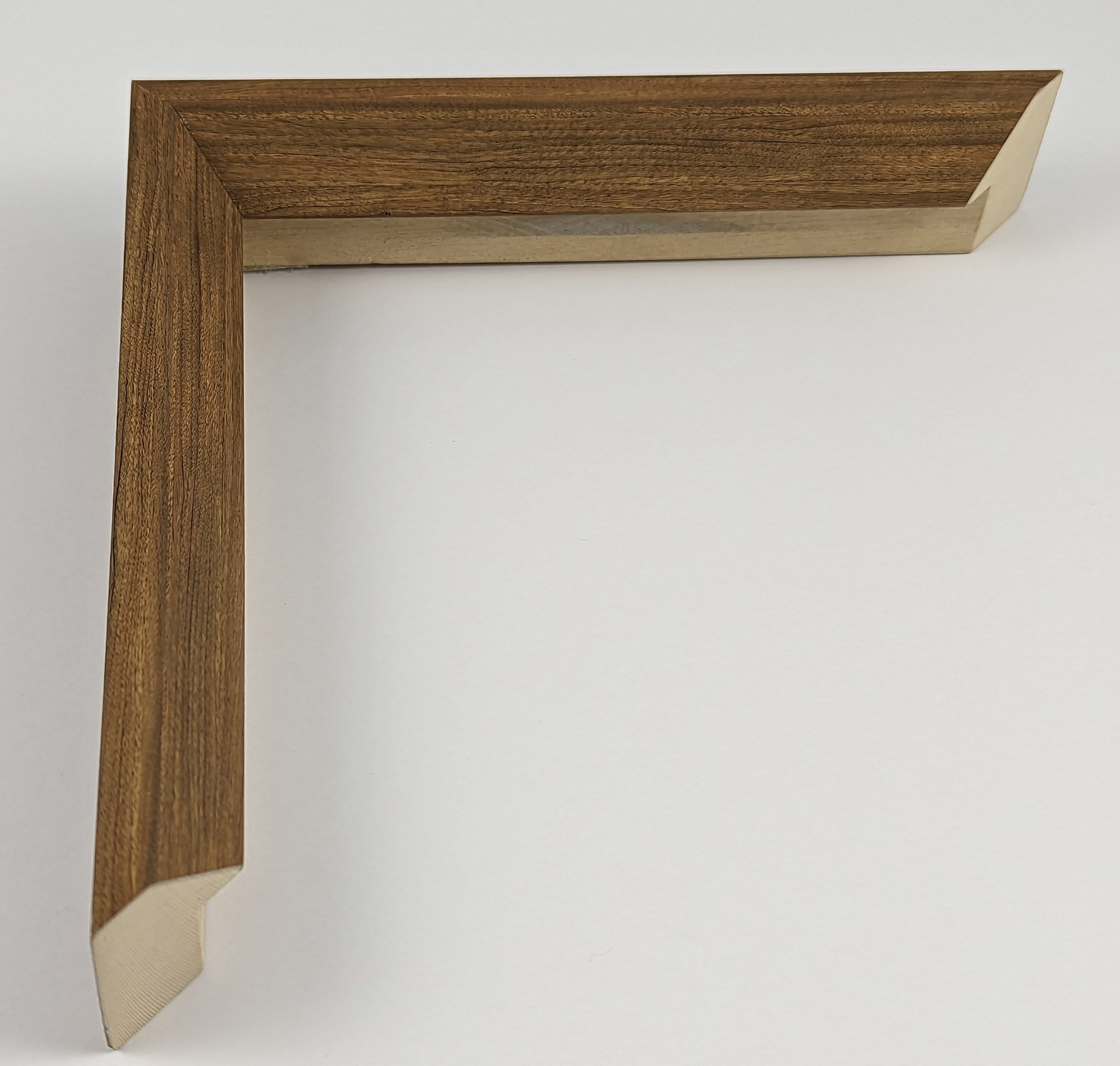 A681 - 22x40 - κουτί φιλμ καρυδί, ξύλο εκτός ΕΕ δίχως σαράκι