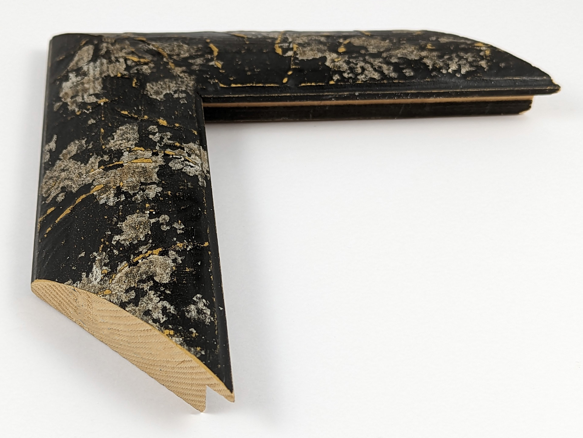 2227 - 65x25 - φύλλο ασήμι με μαύρο, ξύλο πεύκο