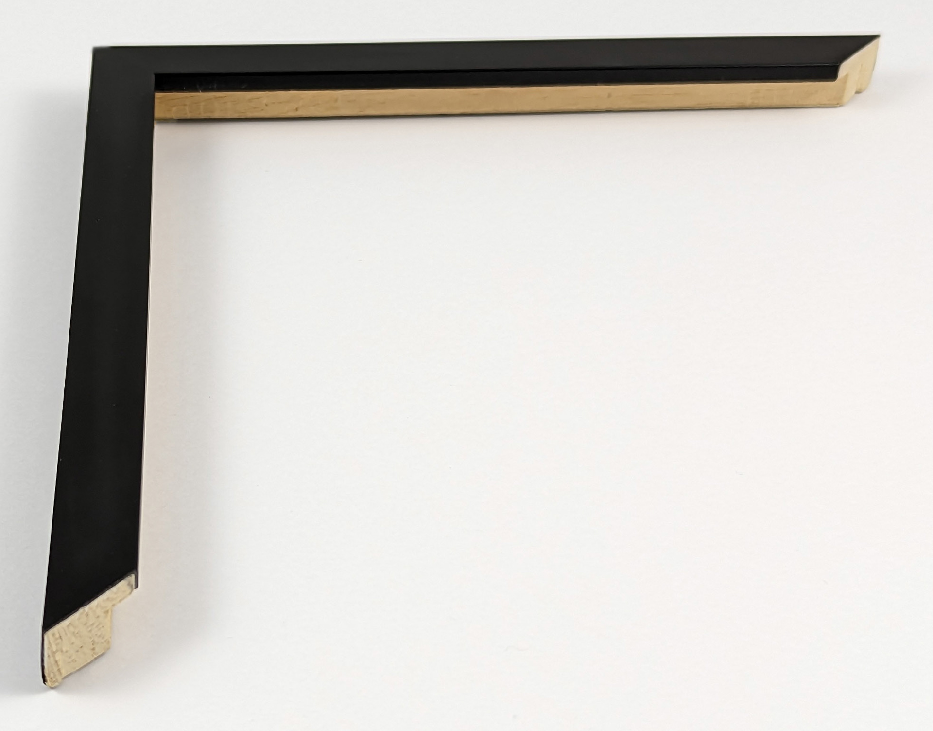 A104 - 15x13 - κουτί μαύρο, ξύλο πεύκο