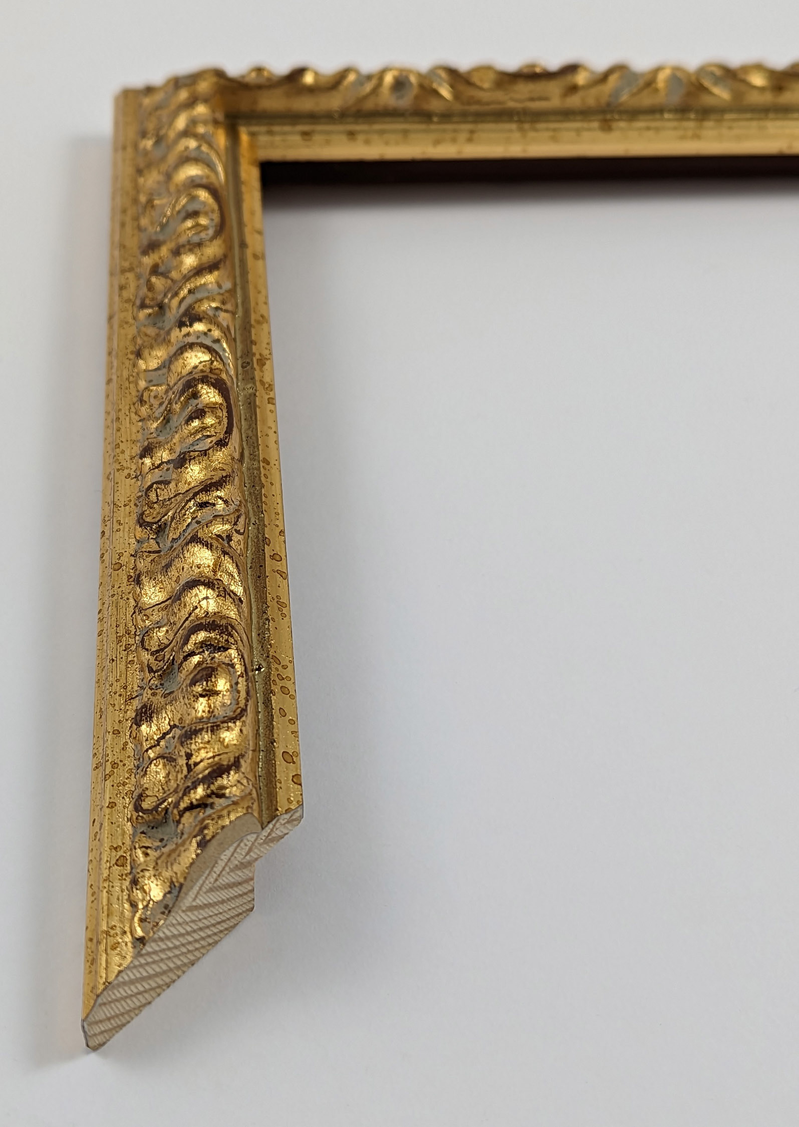 A2121 - 28x22 -  φύλλο χρυσού, ξύλο πεύκο