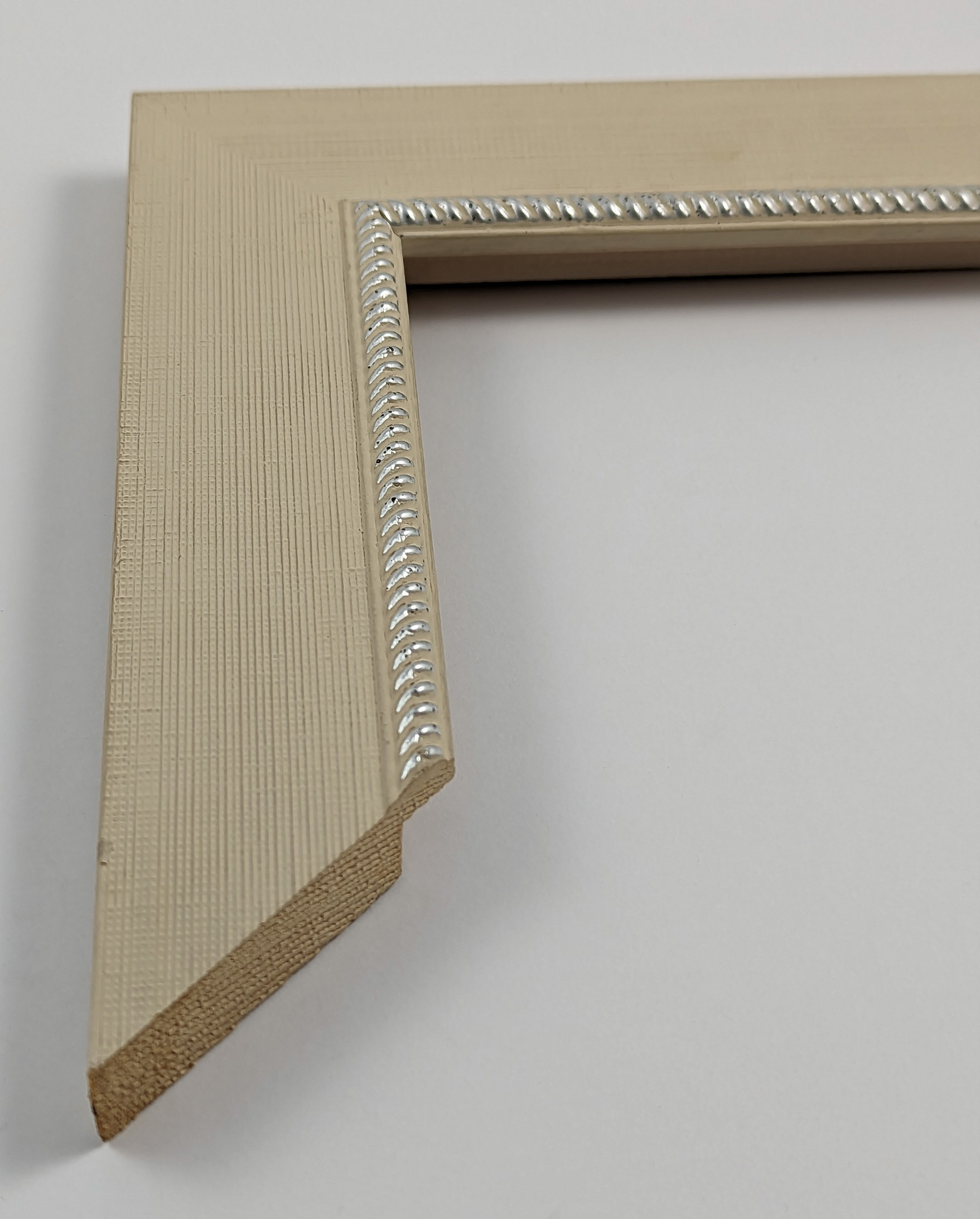 804ΣΑ - 45x18 - πατούρα, ξύλο πεύκο